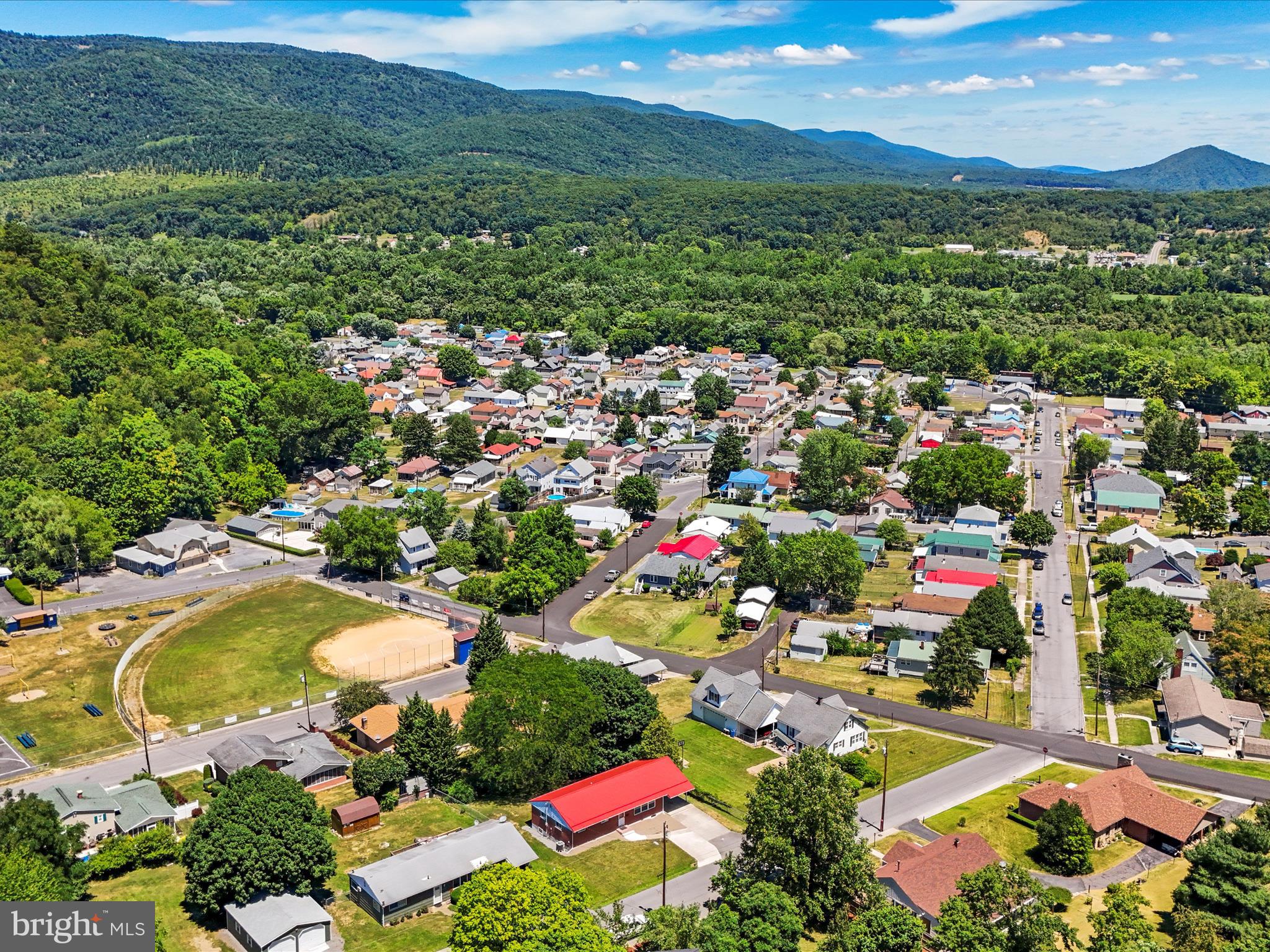 WEST END - Residential