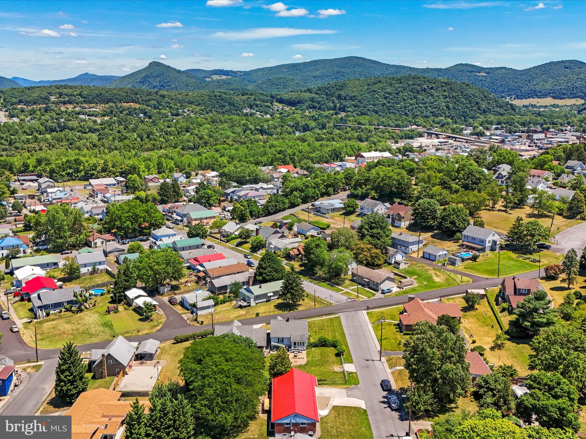 WEST END - Residential