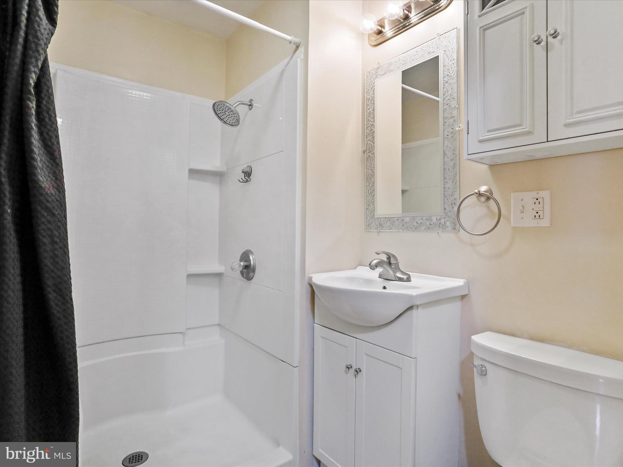 WEST END - Residential