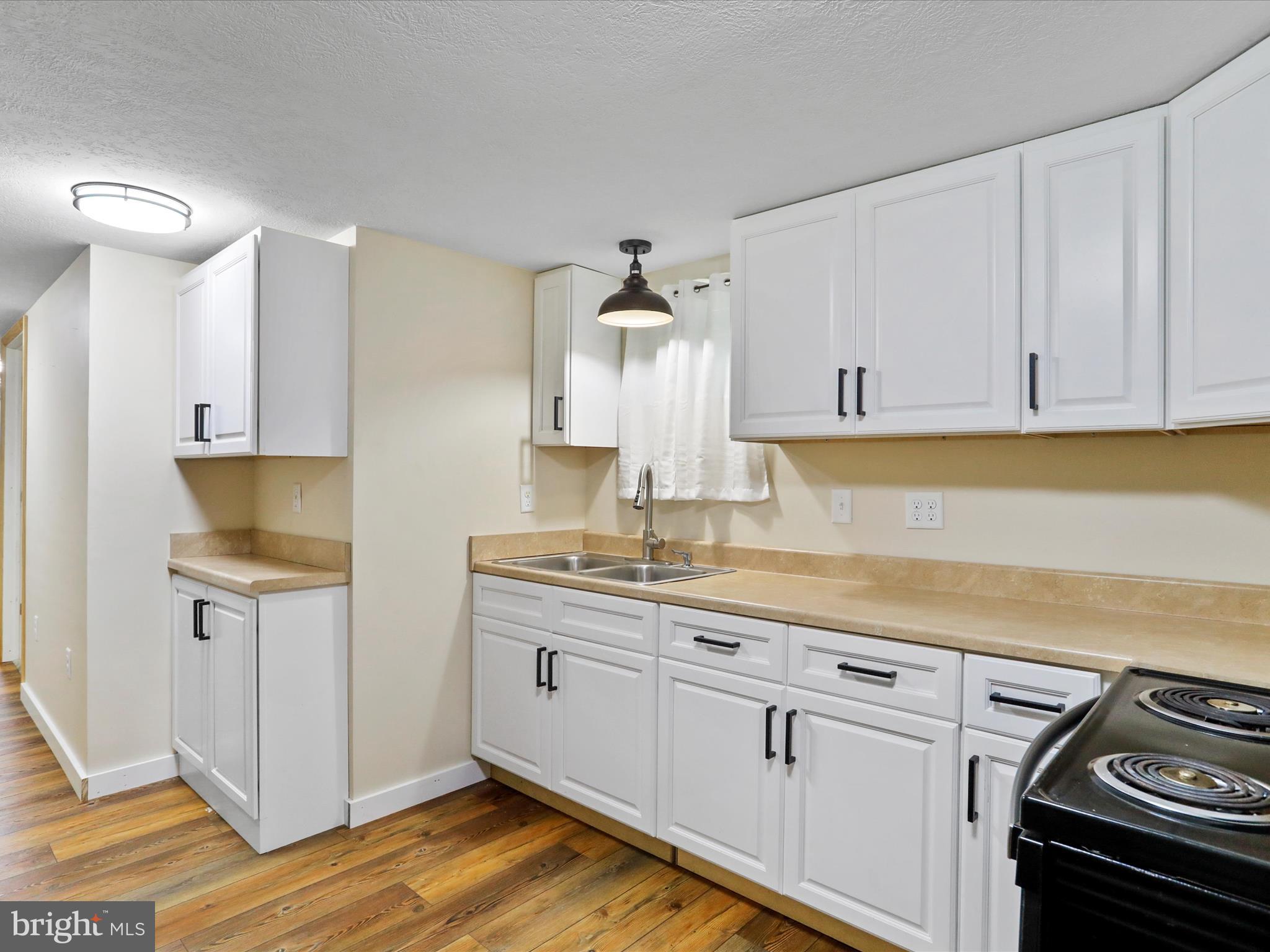 WEST END - Residential