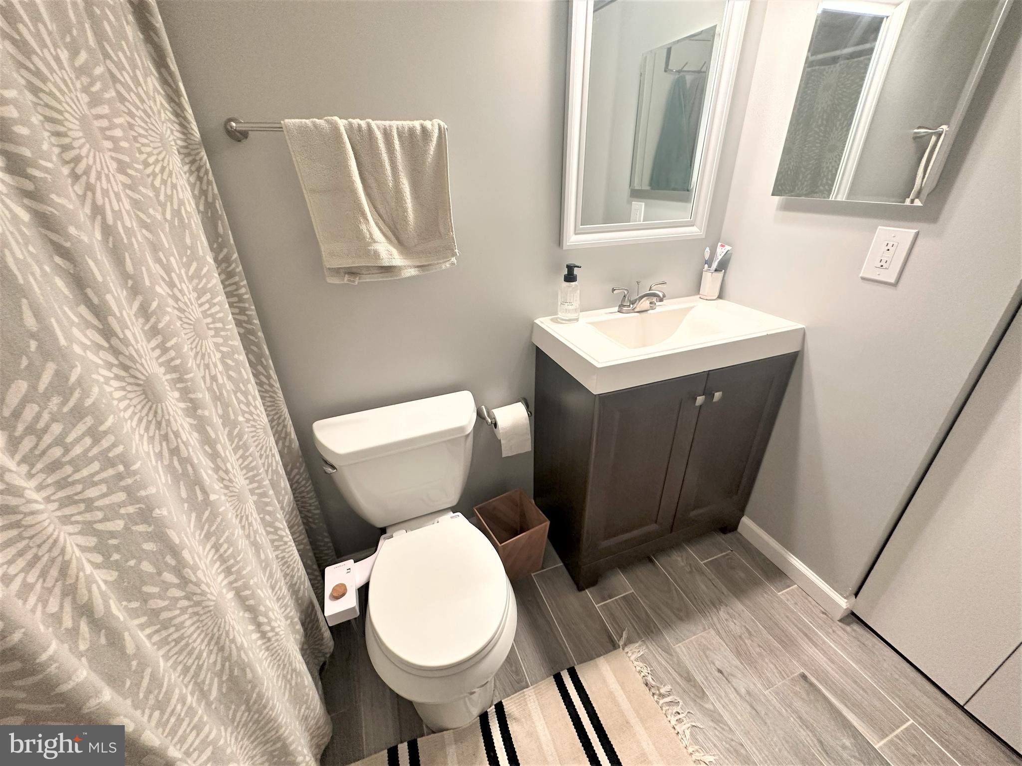 KIMBERLY WOODS VILLAGE - Residential