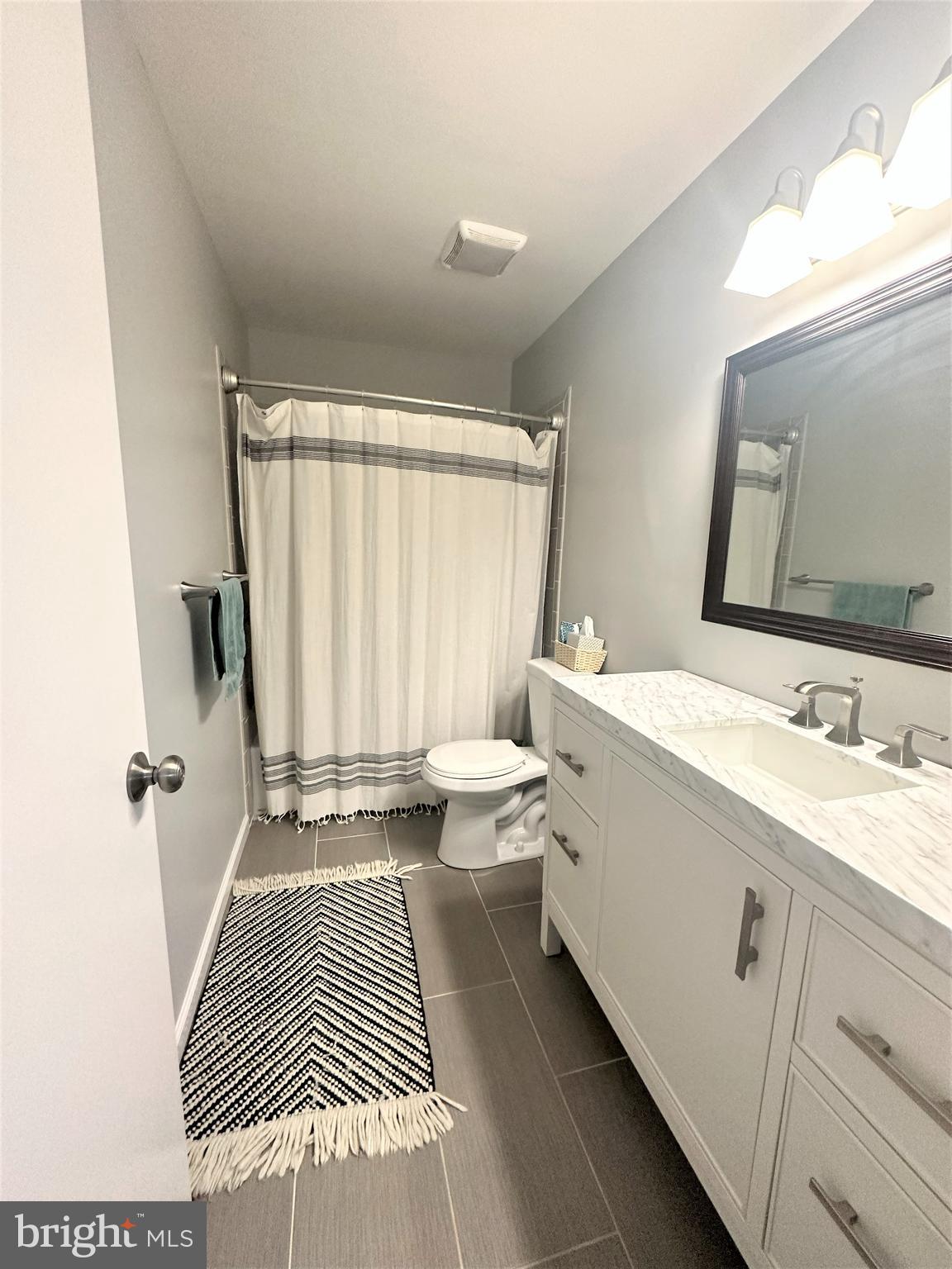 KIMBERLY WOODS VILLAGE - Residential