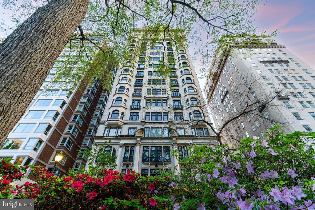 Photo of 1830 Rittenhouse Square #R17B, PHILADELPHIA, PA 19103 (MLS # PAPH2549860)