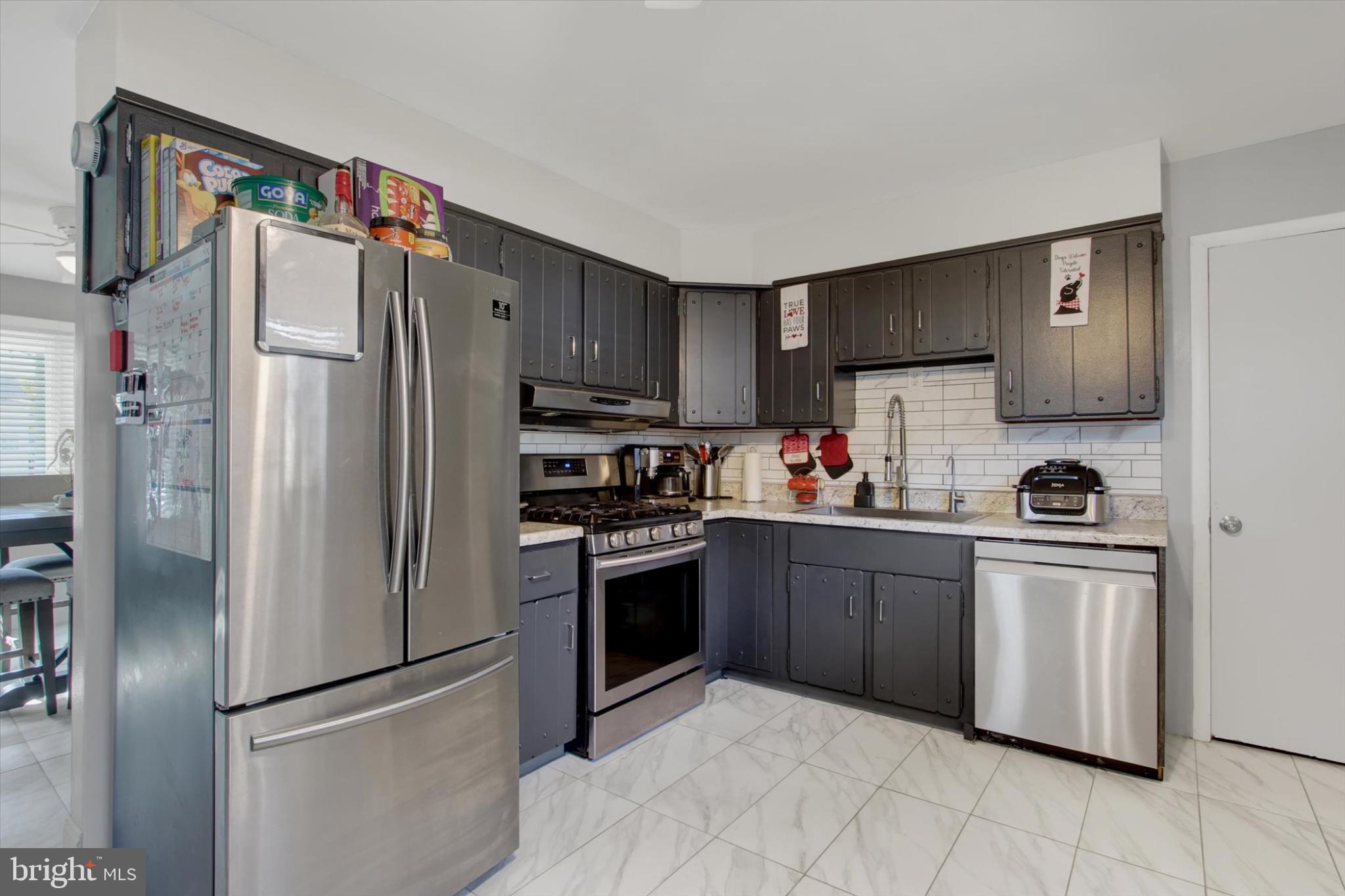 MCSHERRYSTOWN BOROUGH - Residential