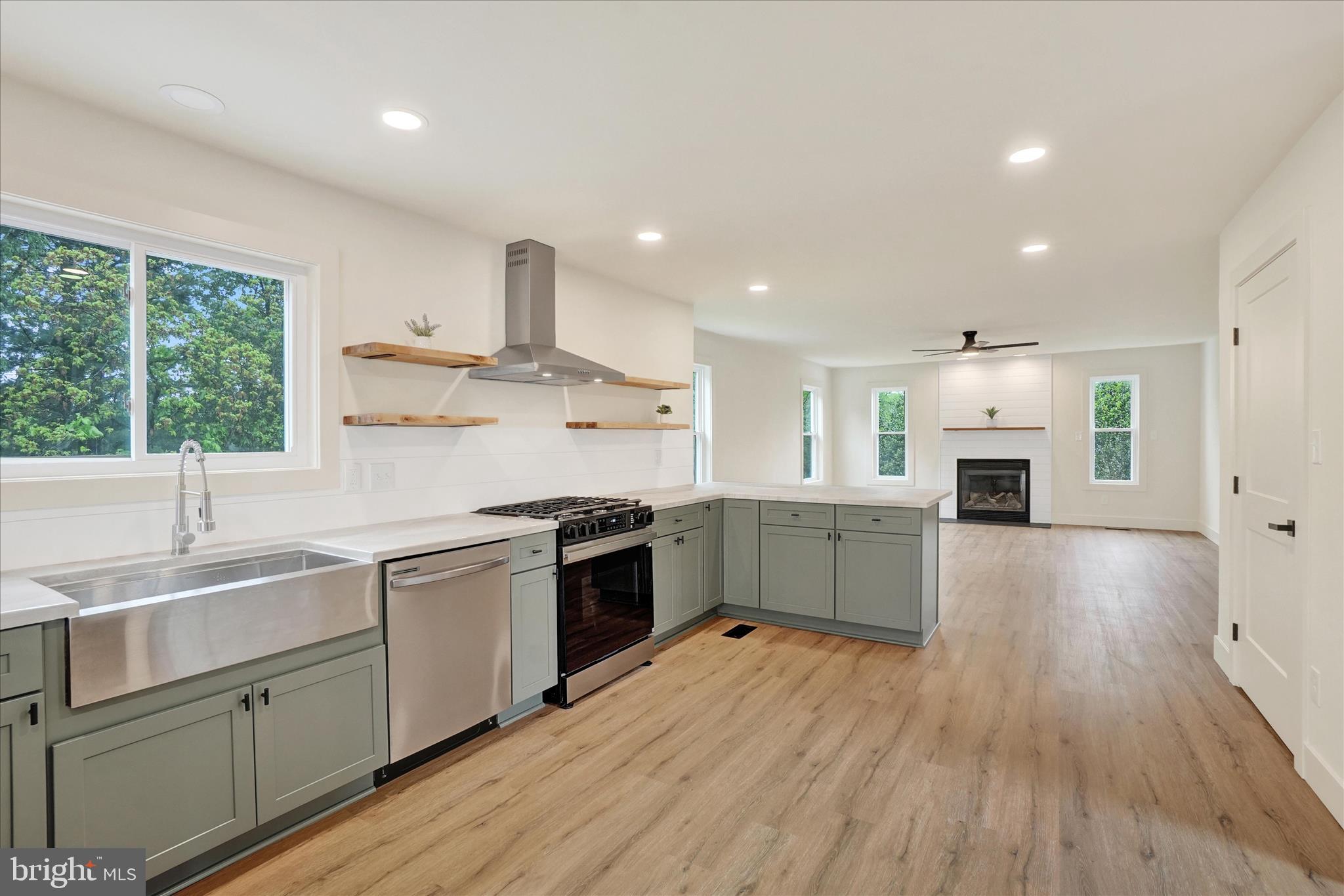 2963 REXWOOD DRIVE