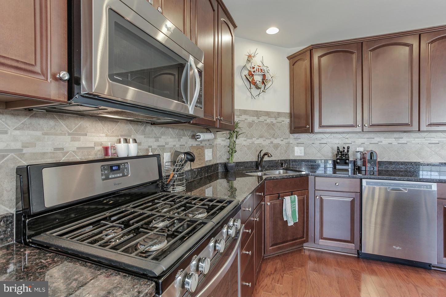 POTOMAC CLUB - Residential