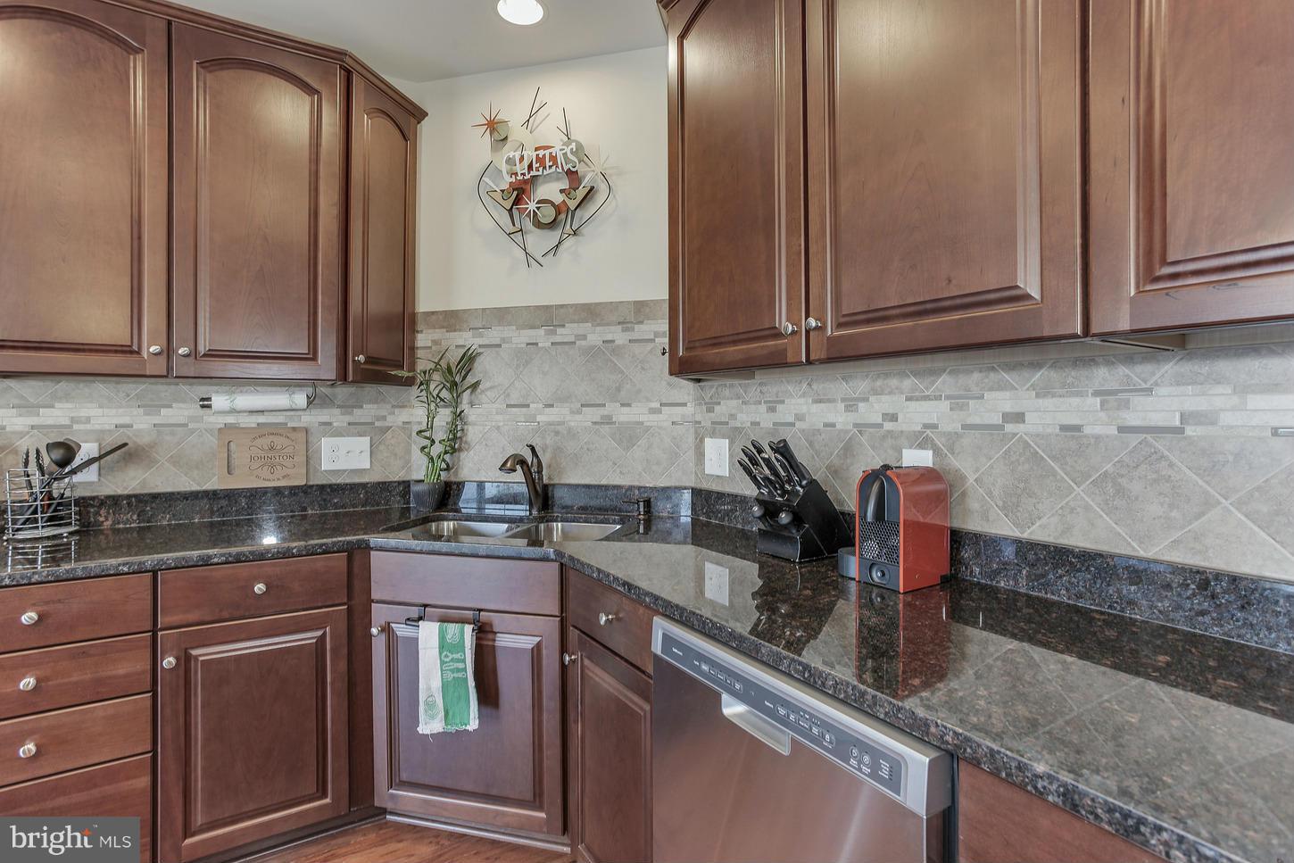 POTOMAC CLUB - Residential