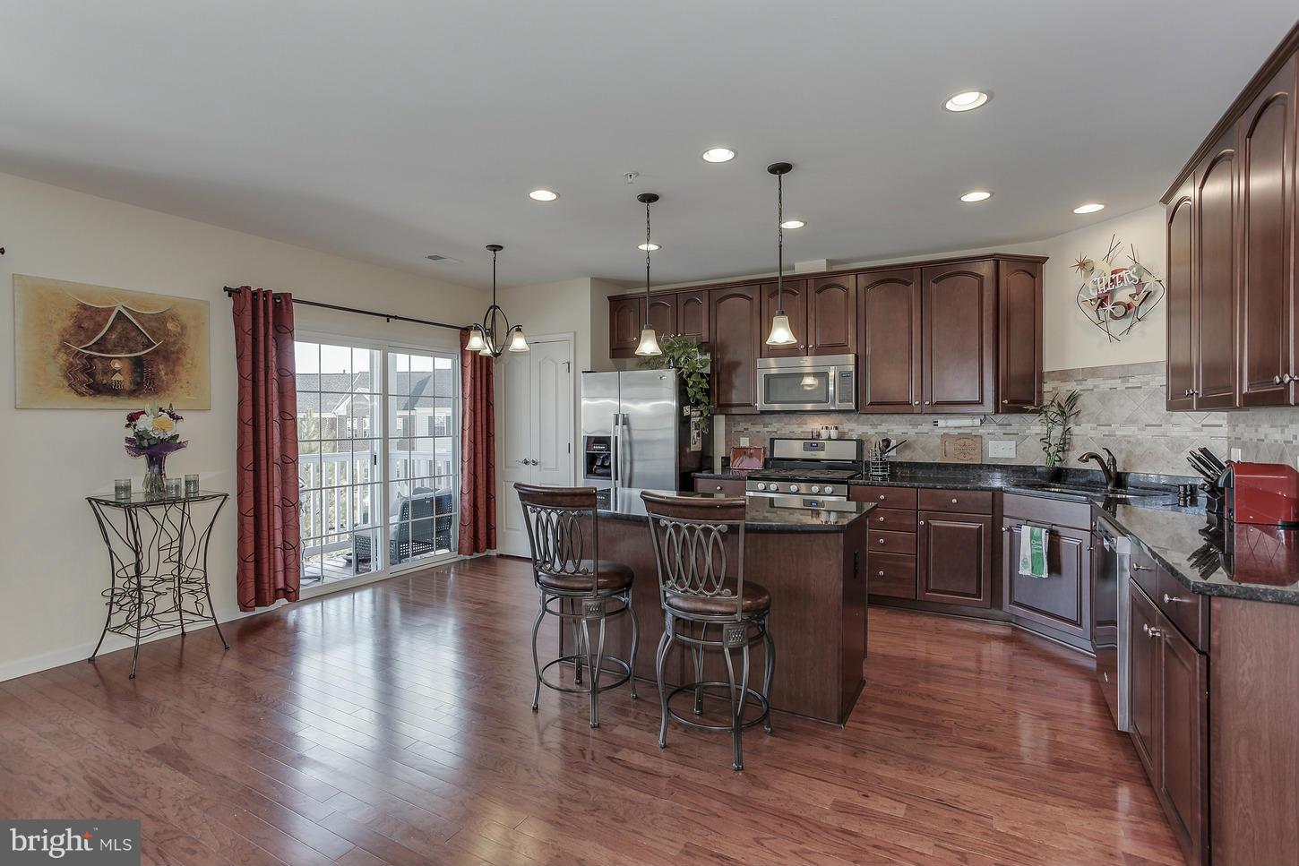 POTOMAC CLUB - Residential