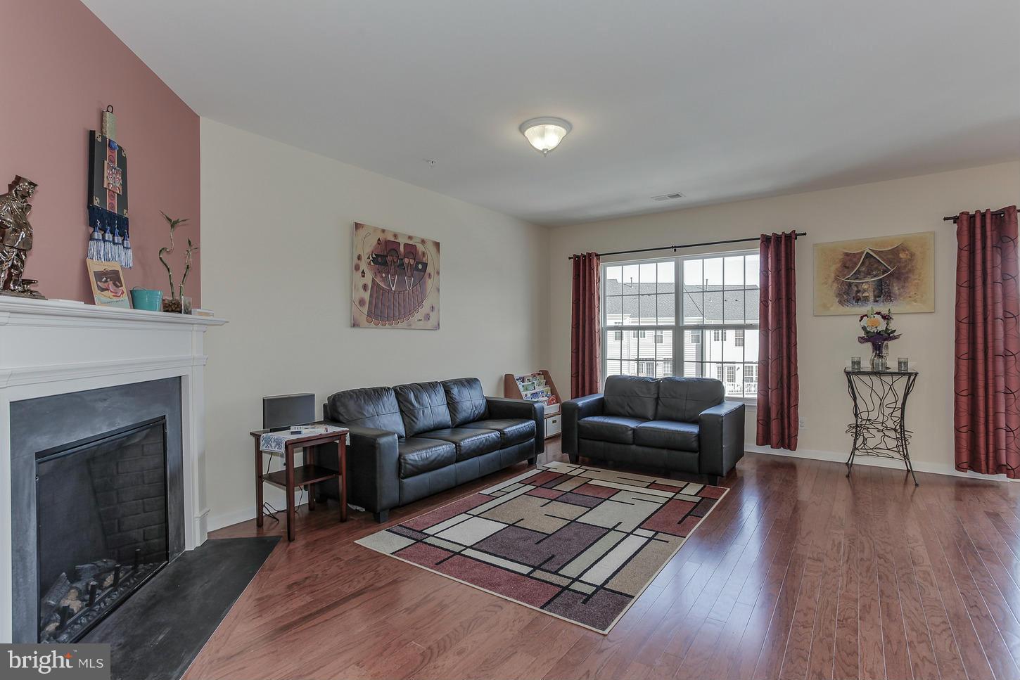 POTOMAC CLUB - Residential