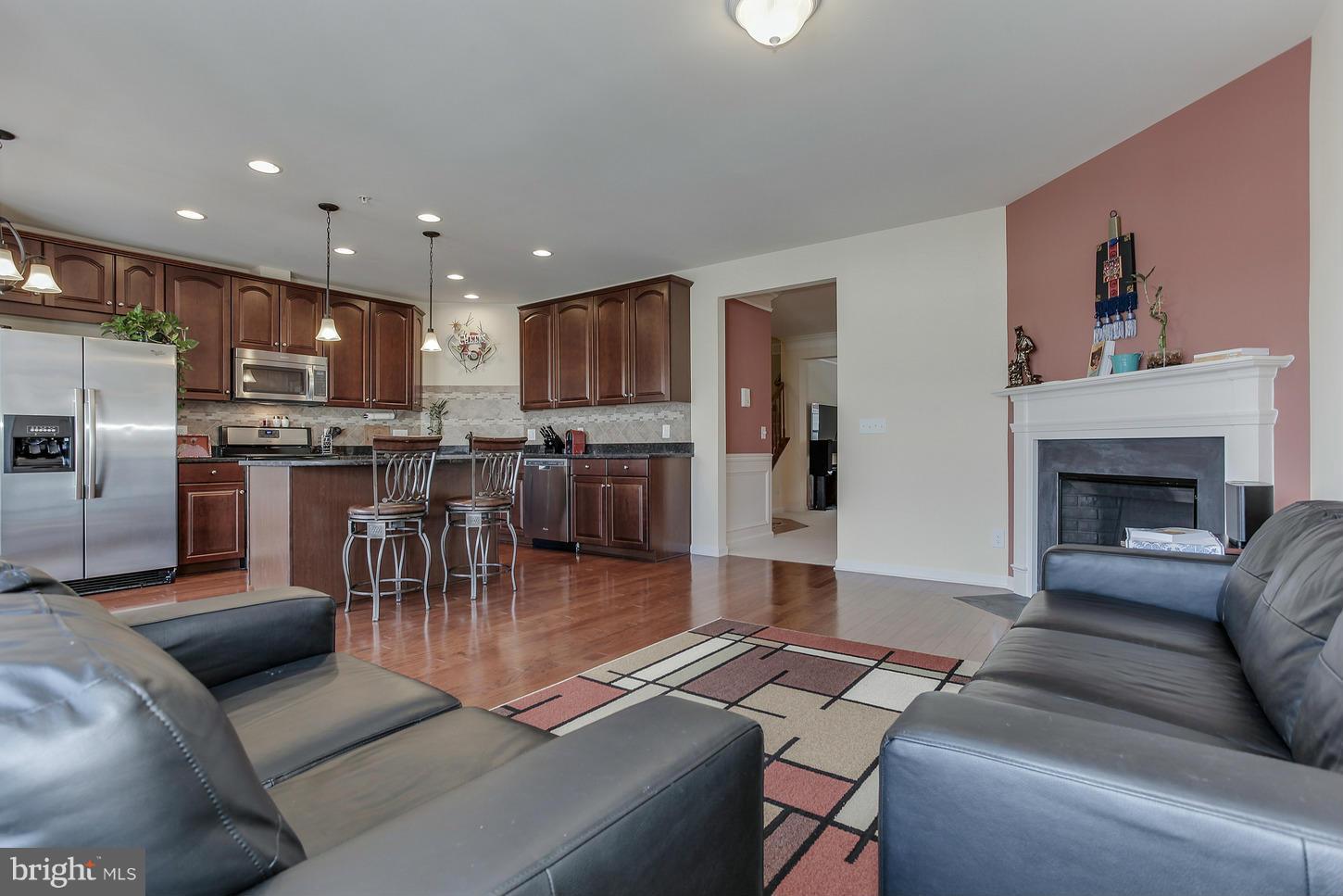 POTOMAC CLUB - Residential