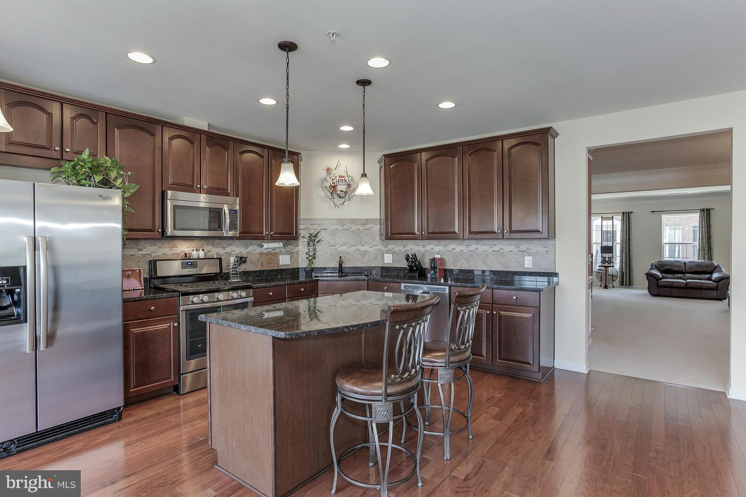 POTOMAC CLUB - Residential