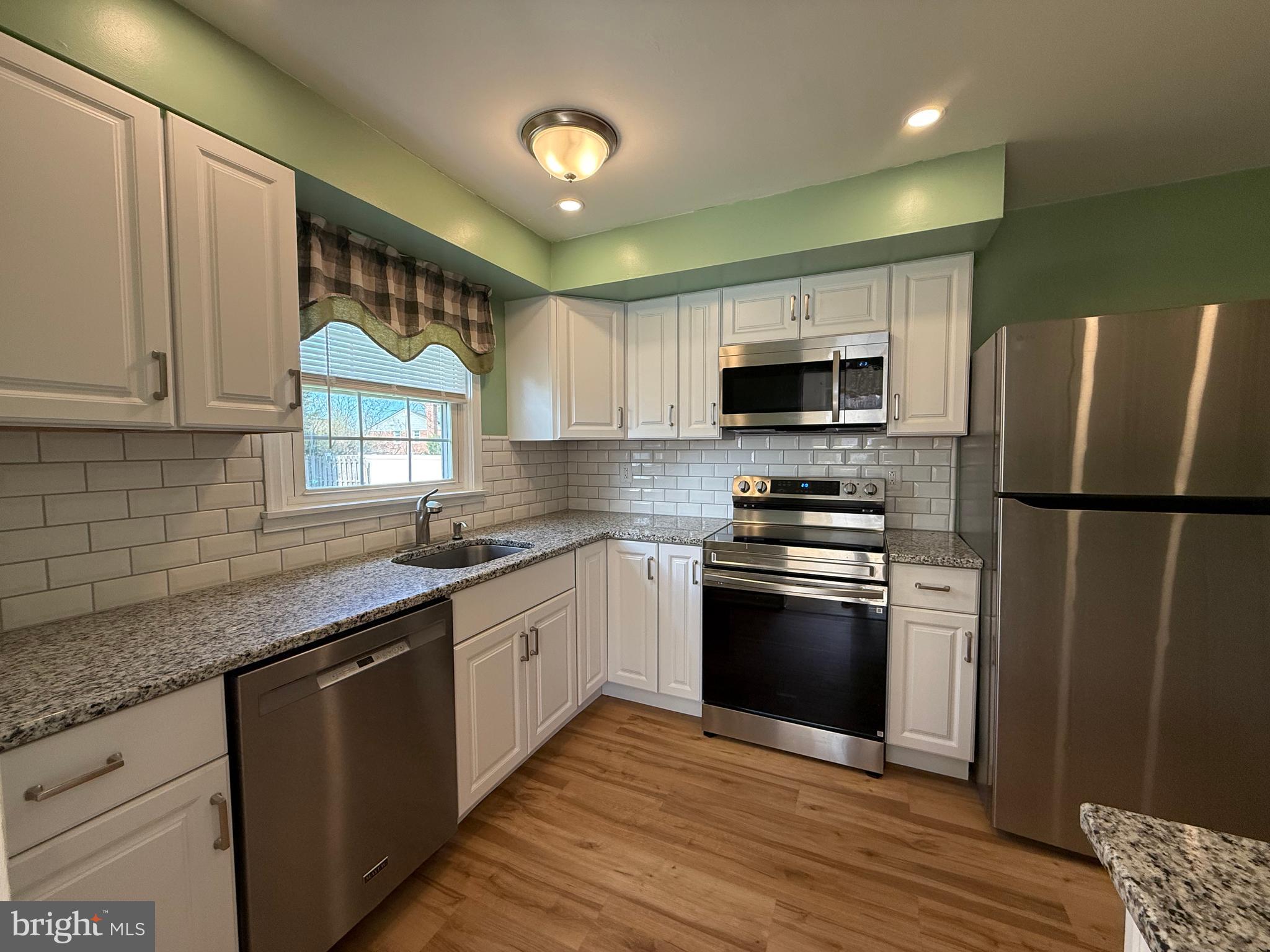 SWEET BRIAR - Residential