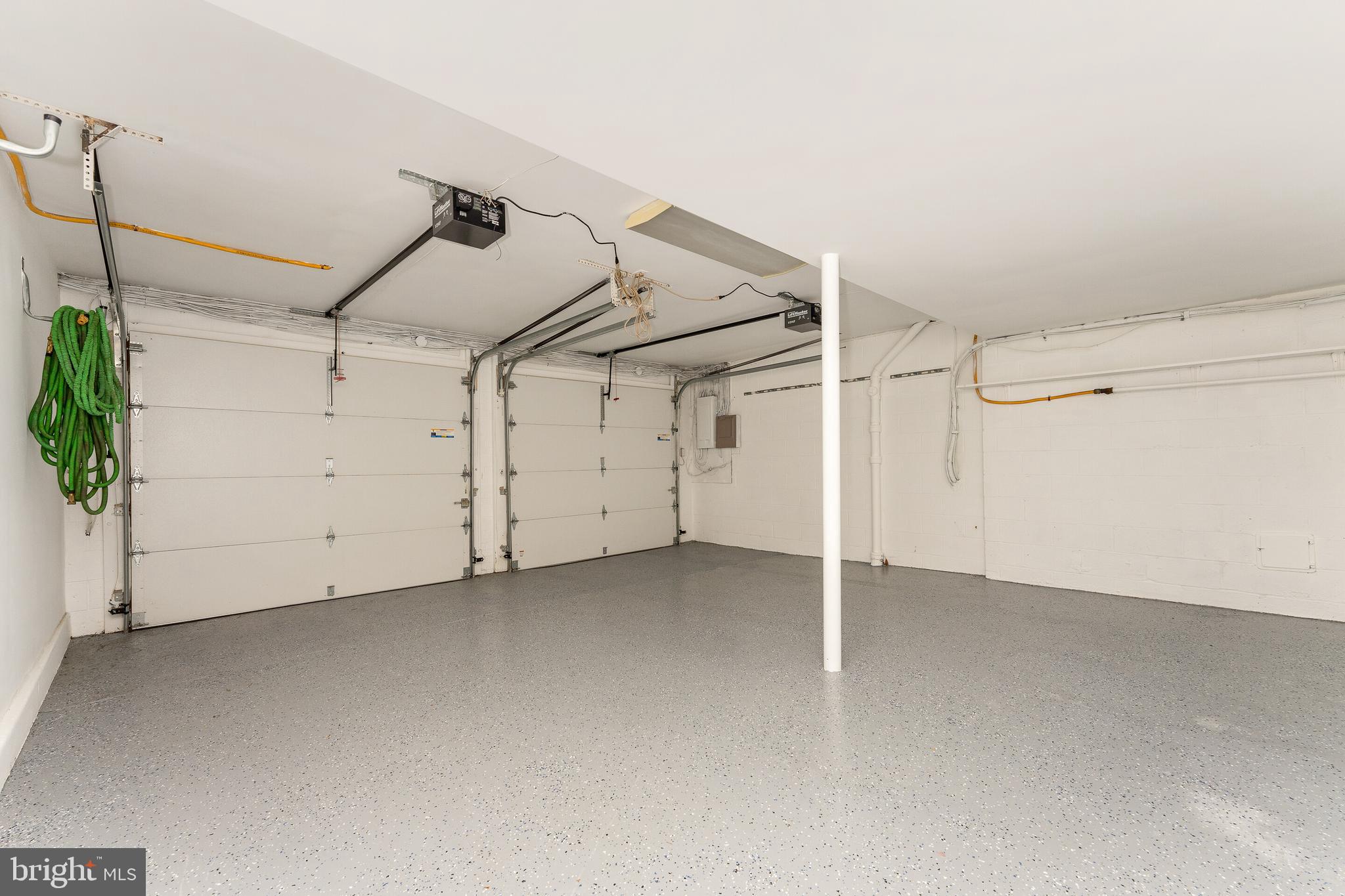 DOMINION VILLA - Residential