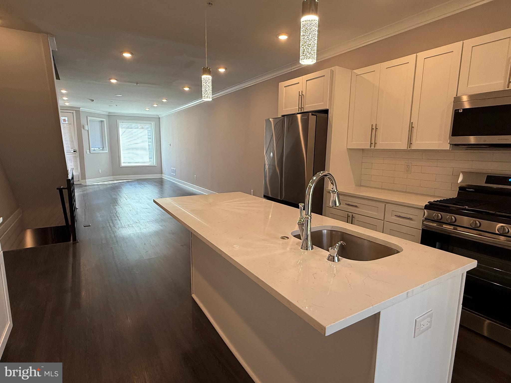 GRAYS FERRY - Residential