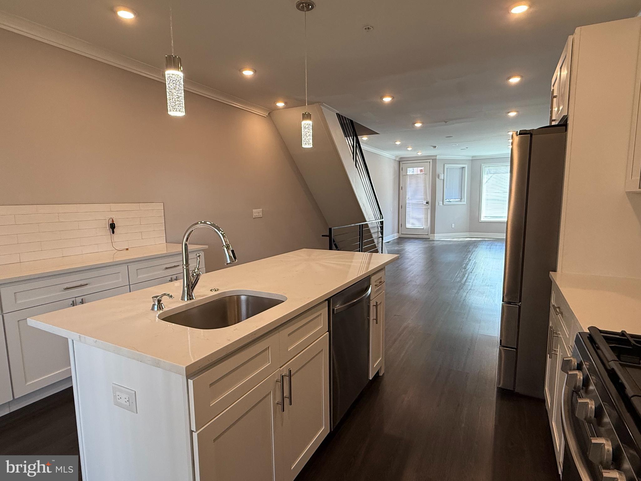 GRAYS FERRY - Residential