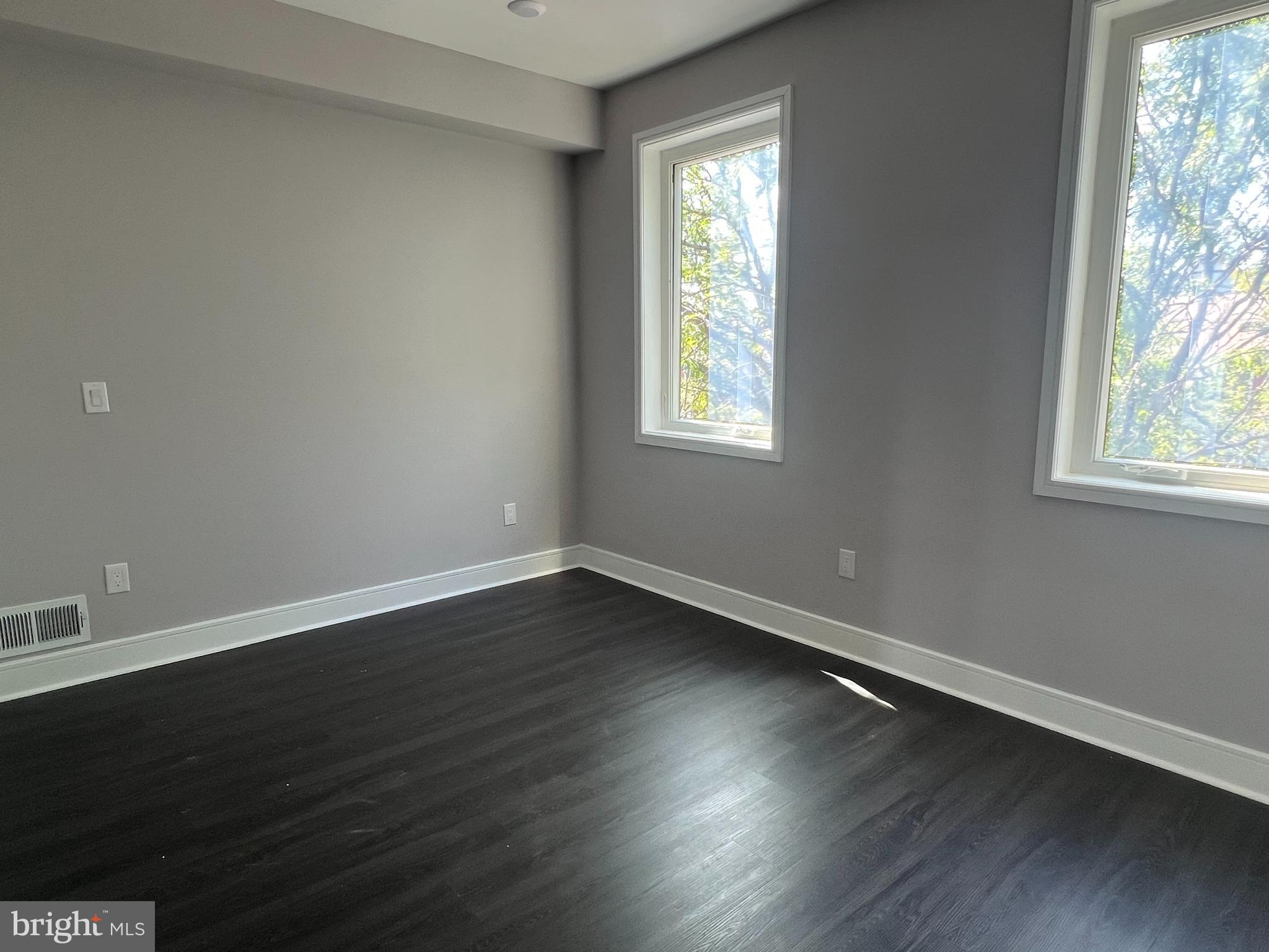 GRAYS FERRY - Residential