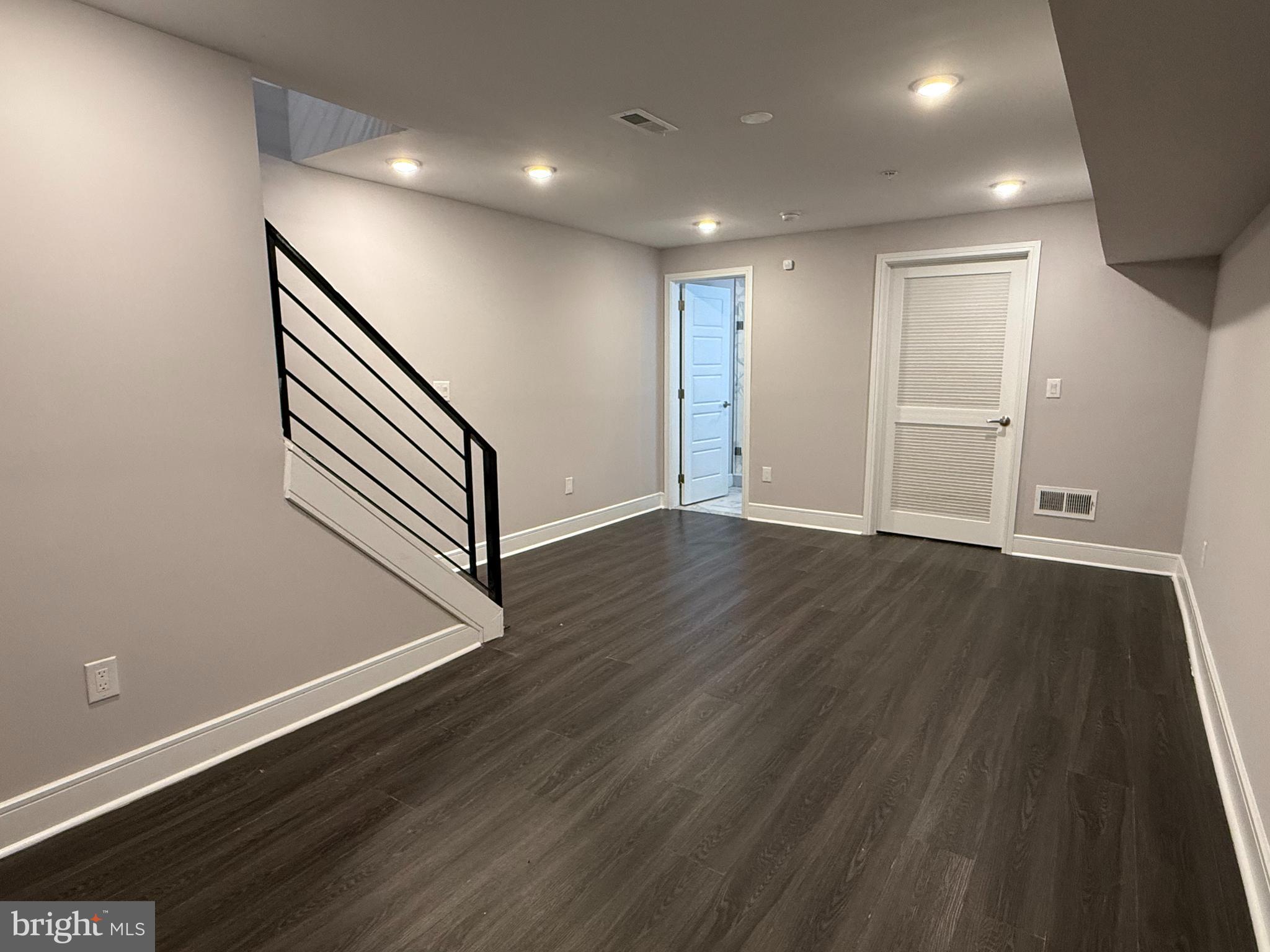 GRAYS FERRY - Residential