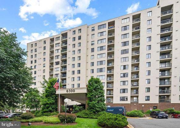 Beautiful condo on the quiet side of the building, backing to the pool and trees. The kitchen has stainless steel appliances, recessed lighting, granite counters, and ceramic tile flooring. Gorgeous wood floors flow through the living room, dining room, and bedrooms. Both bedrooms feature spacious walk-in closets. Enjoy the community amenities, including pool, fitness center, and bike storage. One assigned garage parking space is included. Condo fee covers most utilities for added convenience. Commuter-Friendly Highlights: Metrobus A28 and DASH 35 stop right outside. Direct access to the Pentagon, Mark Center, and Van Dorn Metro (Blue Line).