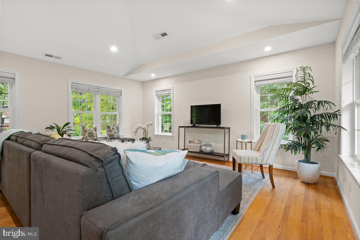 HOLLIN HALL VILLAGE - Residential