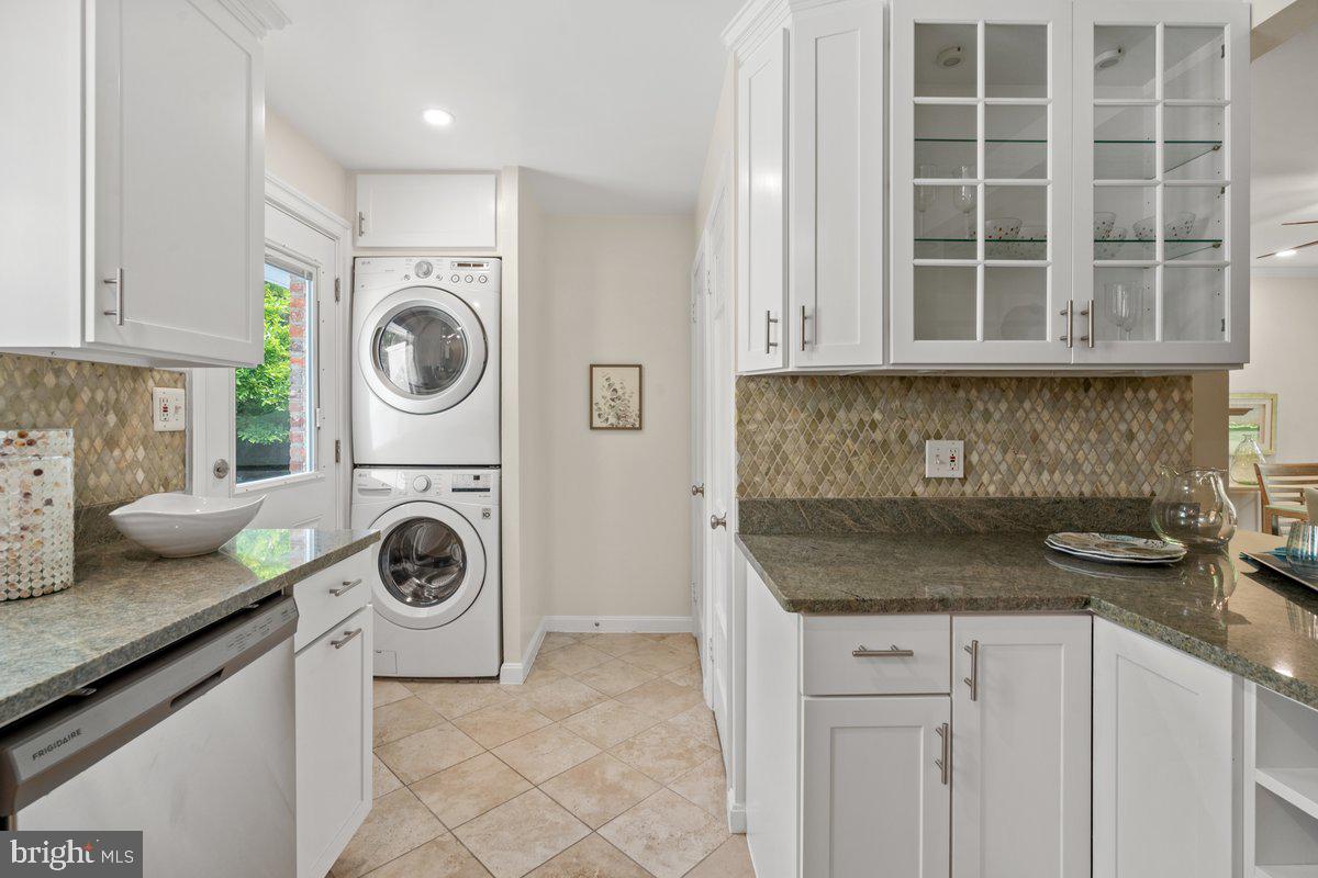 HOLLIN HALL VILLAGE - Residential