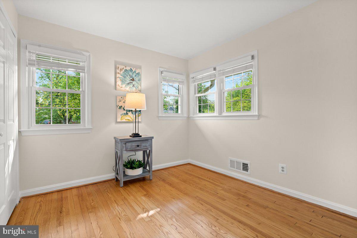 HOLLIN HALL VILLAGE - Residential