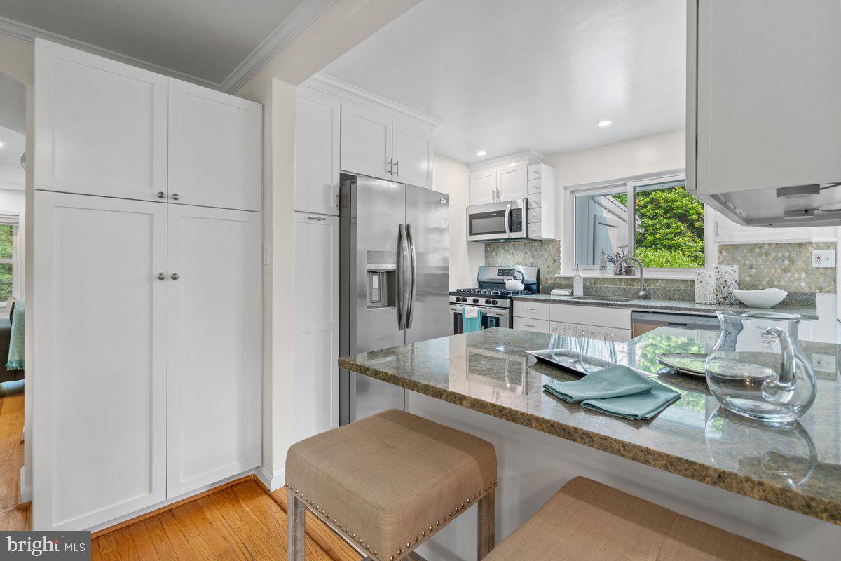 HOLLIN HALL VILLAGE - Residential