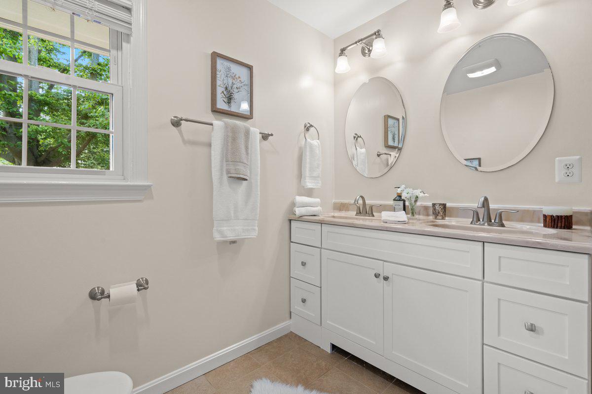 HOLLIN HALL VILLAGE - Residential