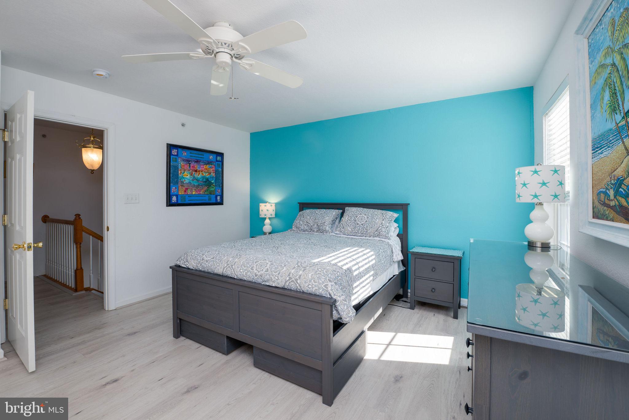 CREEKSIDE - Residential