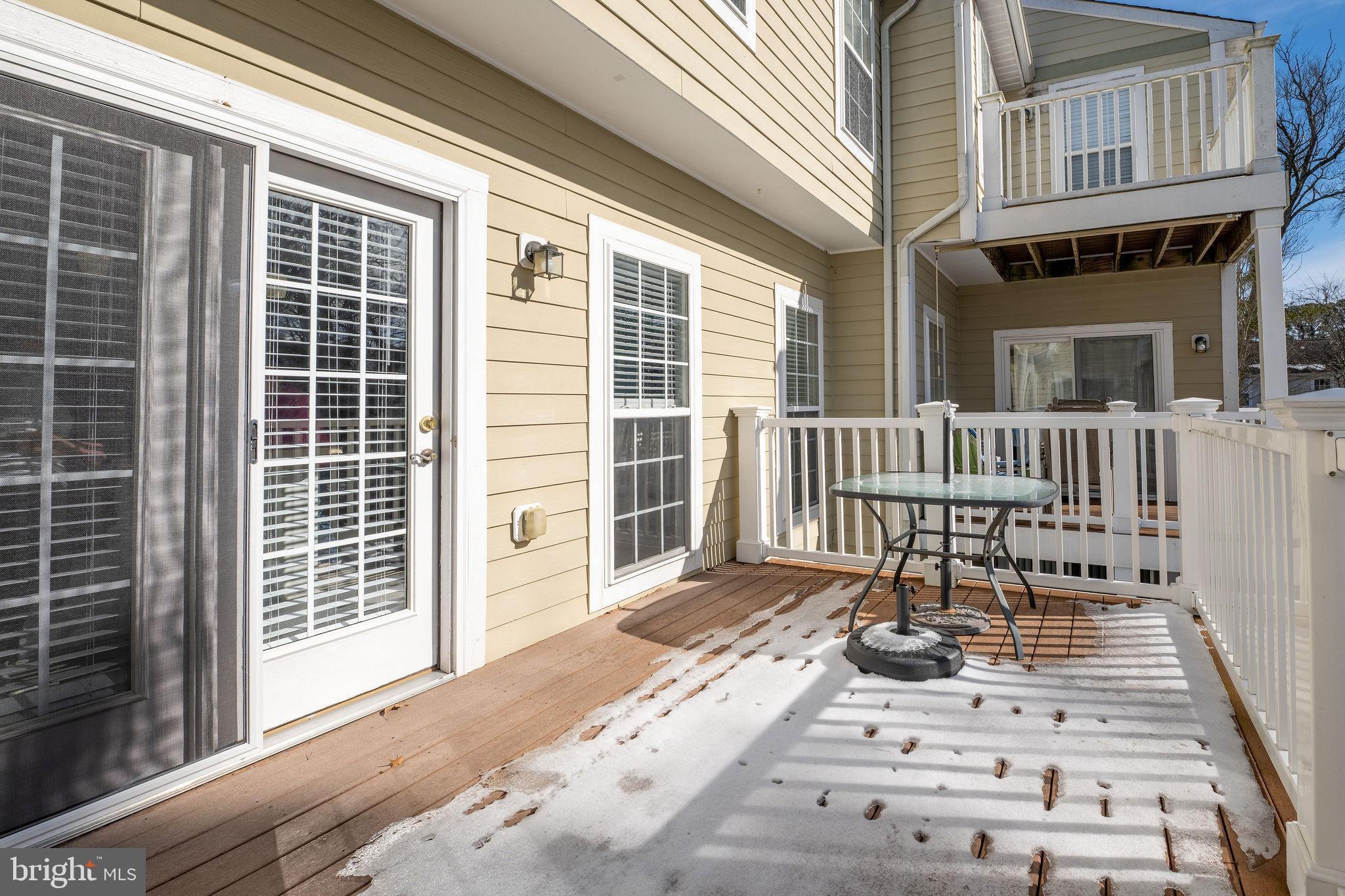 CREEKSIDE - Residential