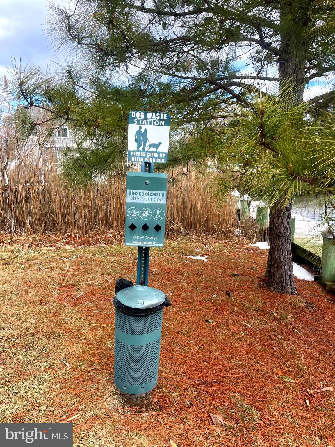 CREEKSIDE - Residential