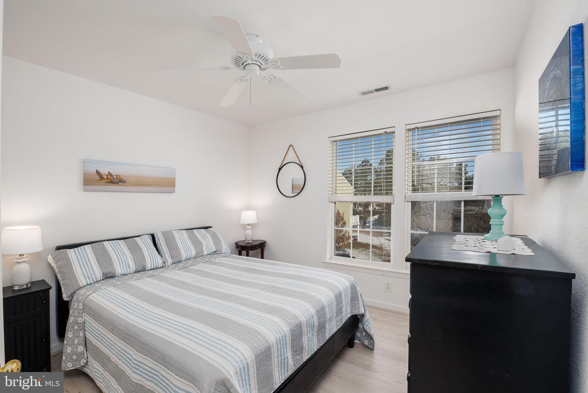 CREEKSIDE - Residential