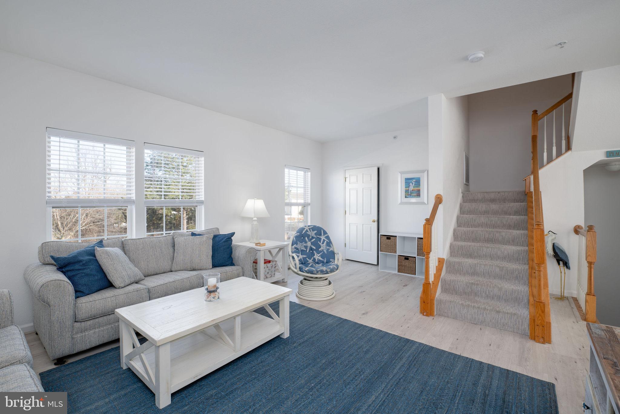 CREEKSIDE - Residential