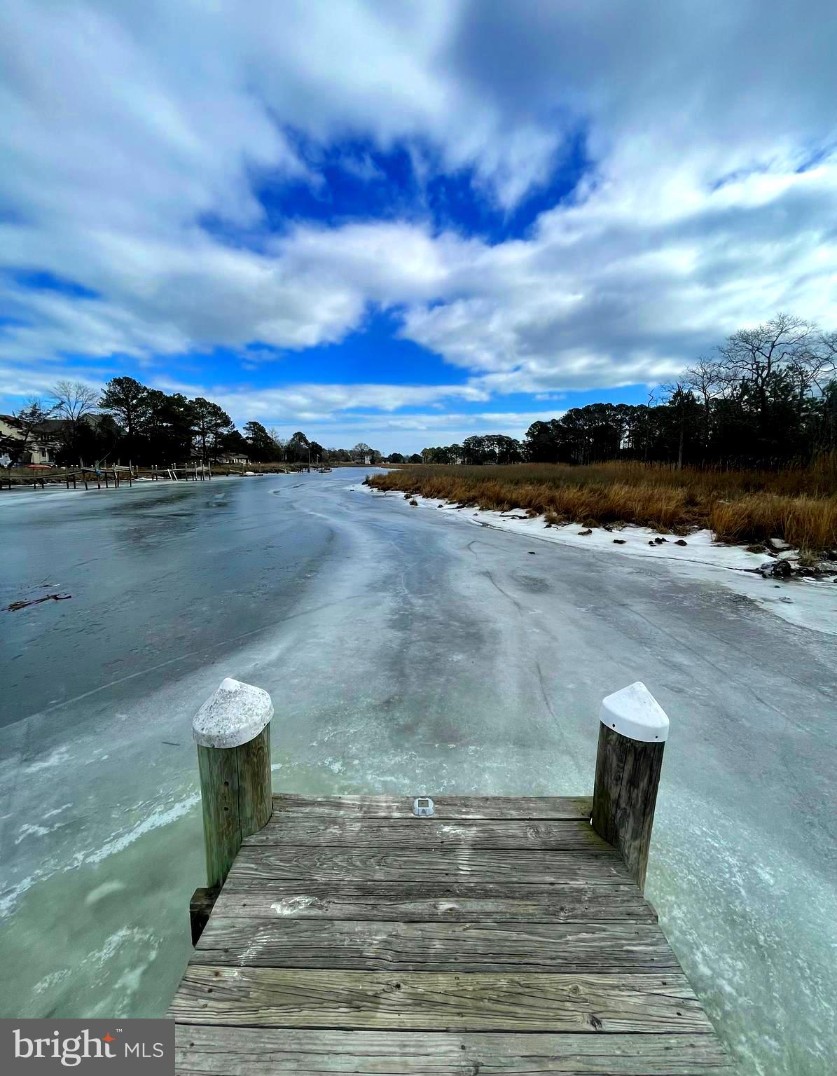 CREEKSIDE - Residential