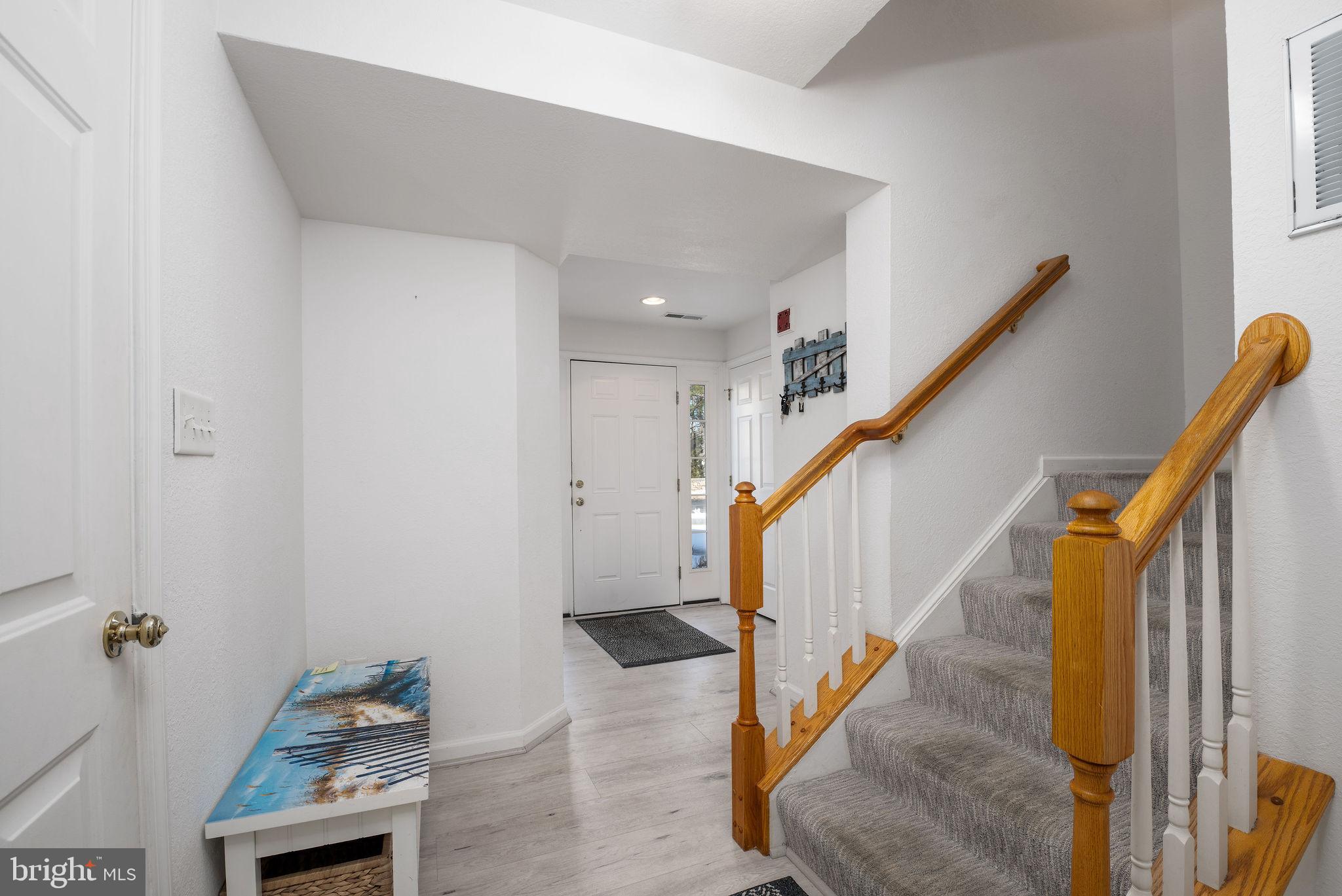 CREEKSIDE - Residential