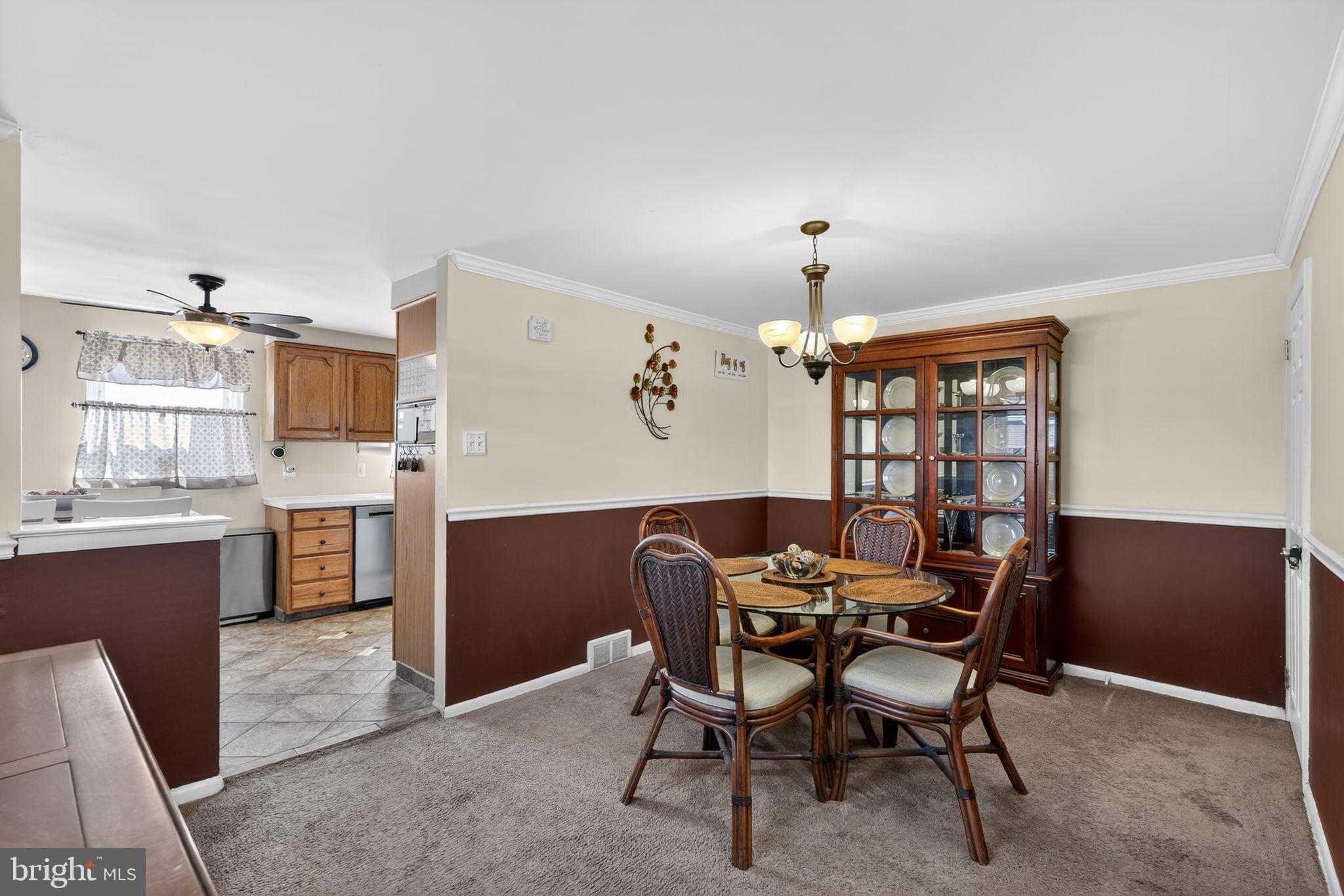 HOLME CIRCLE - Residential