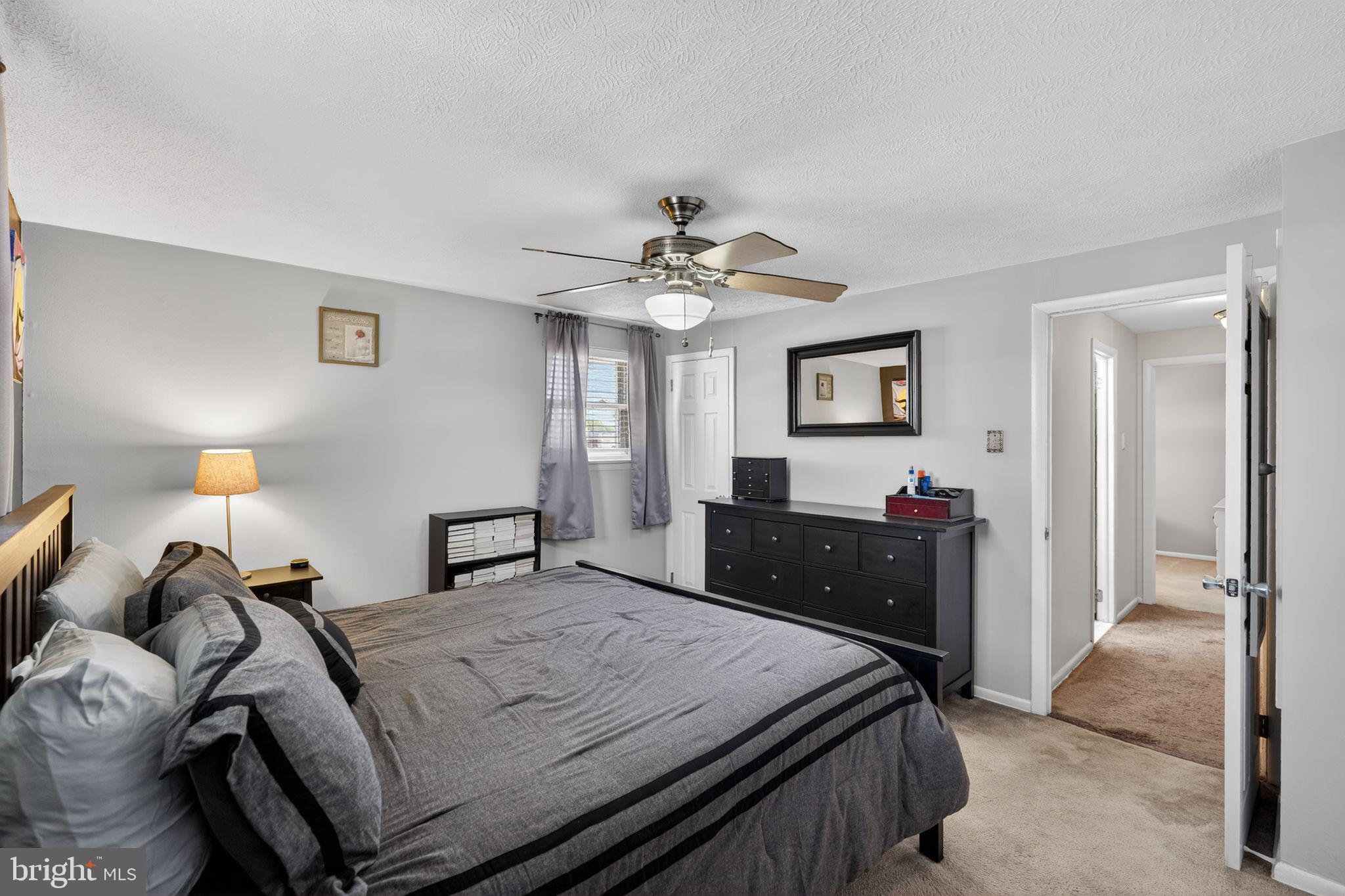 HOLME CIRCLE - Residential