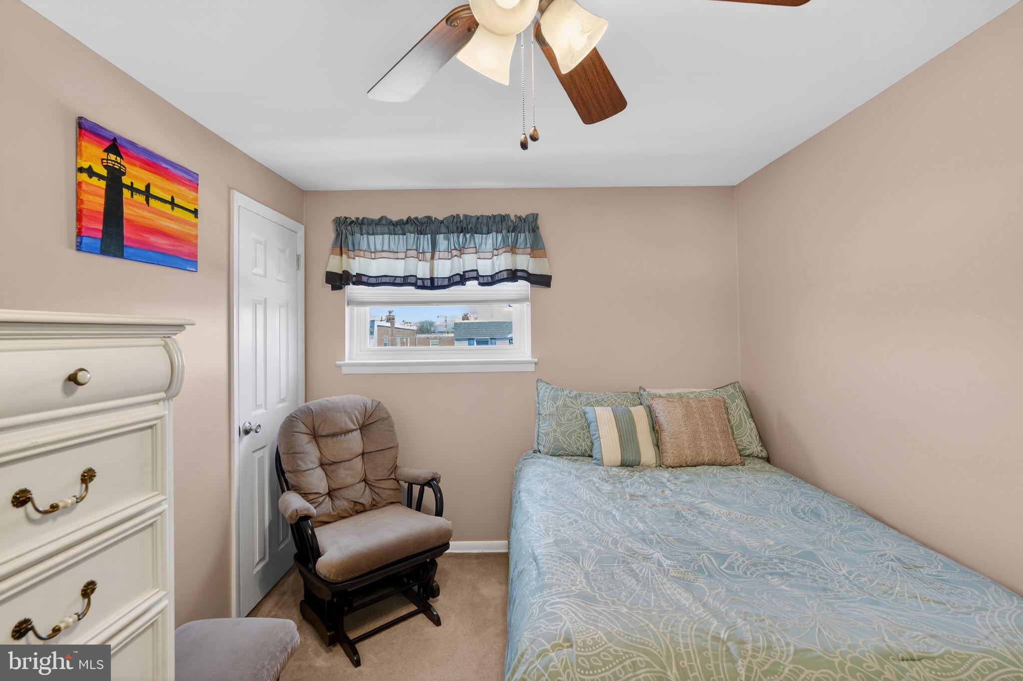 HOLME CIRCLE - Residential