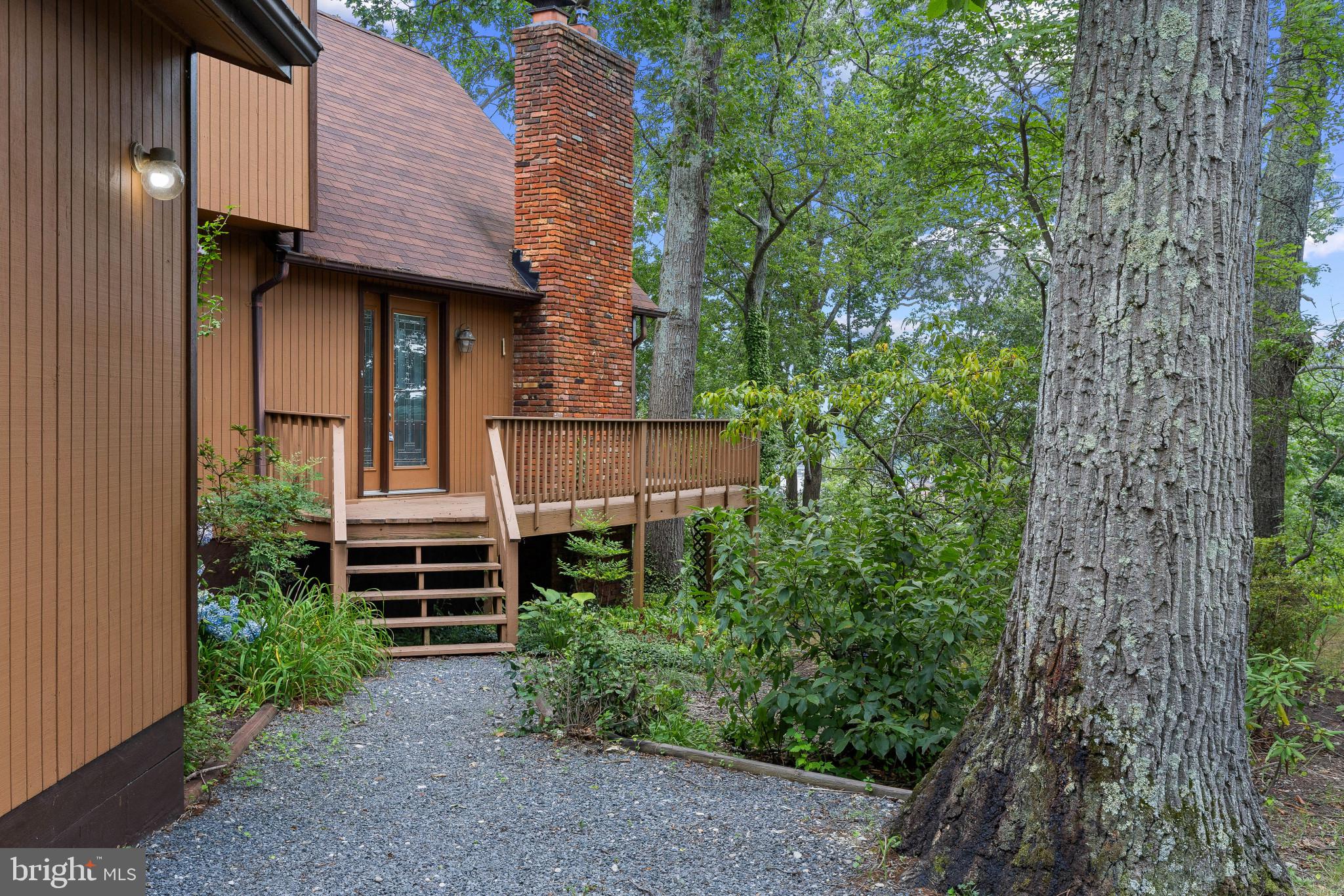 783 SONNE DRIVE