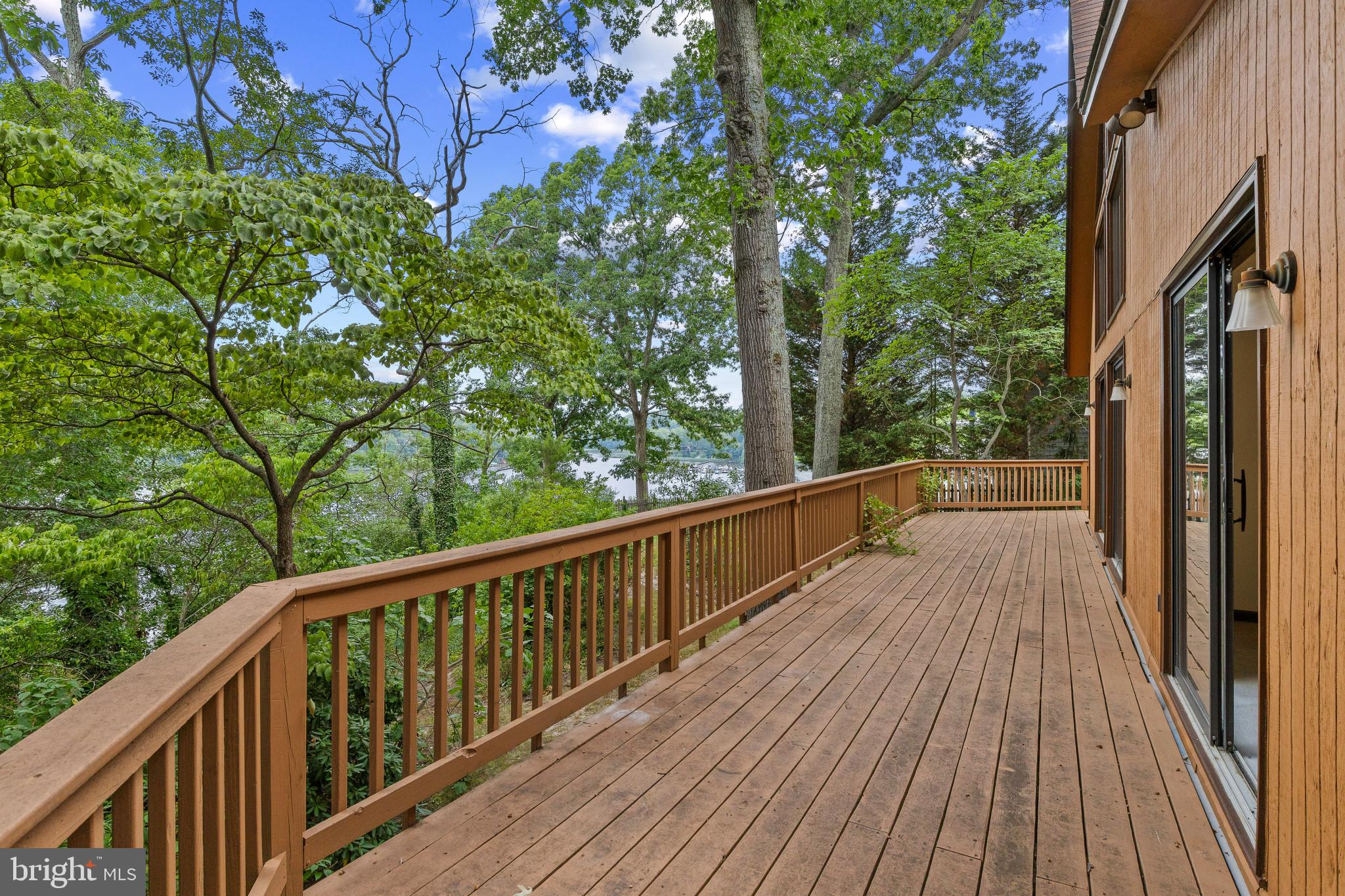 783 SONNE DRIVE