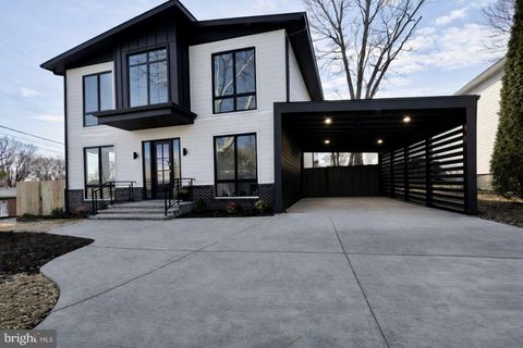 Property photo of 3126 Westley Road, Falls Church, VA 22042