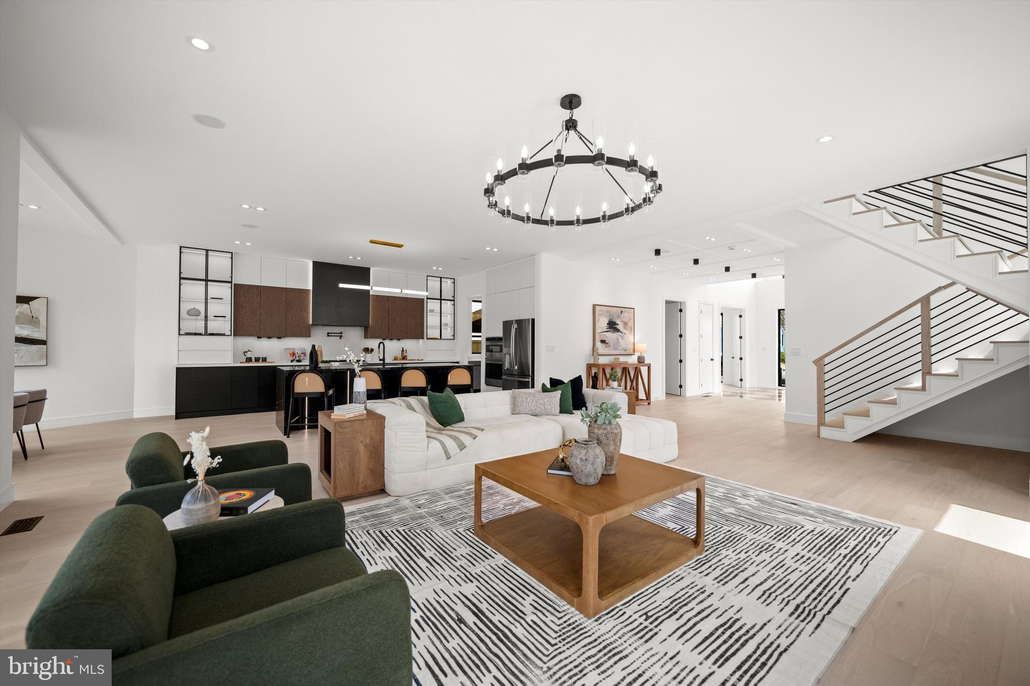 WEST LAWN - Residential