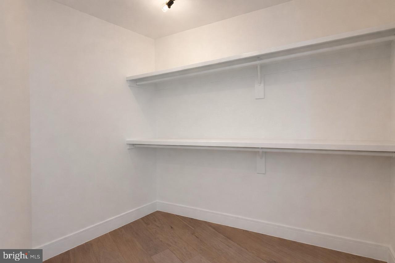 WEST LAWN - Residential