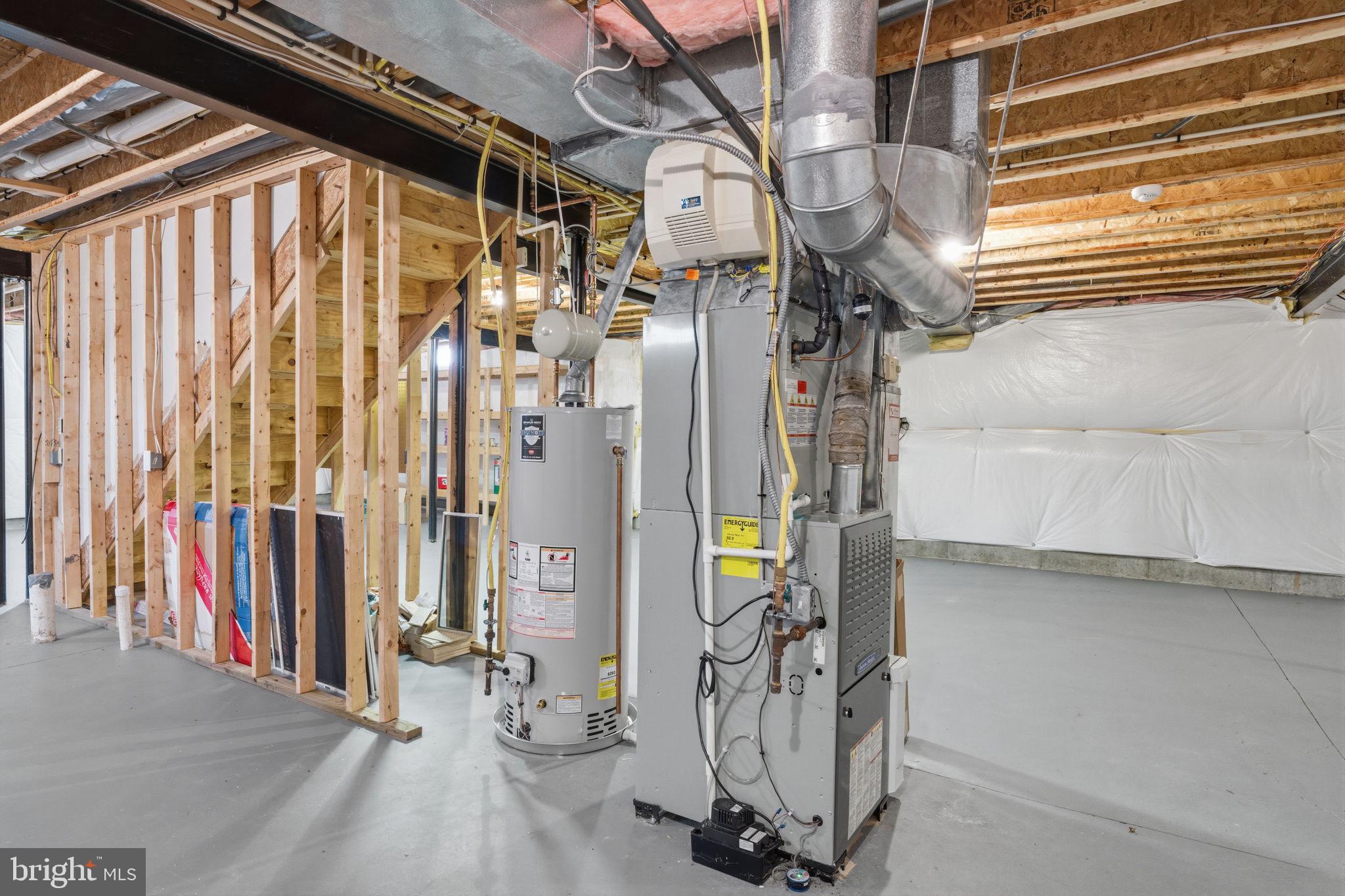 TRADITIONS AT WASH - Residential