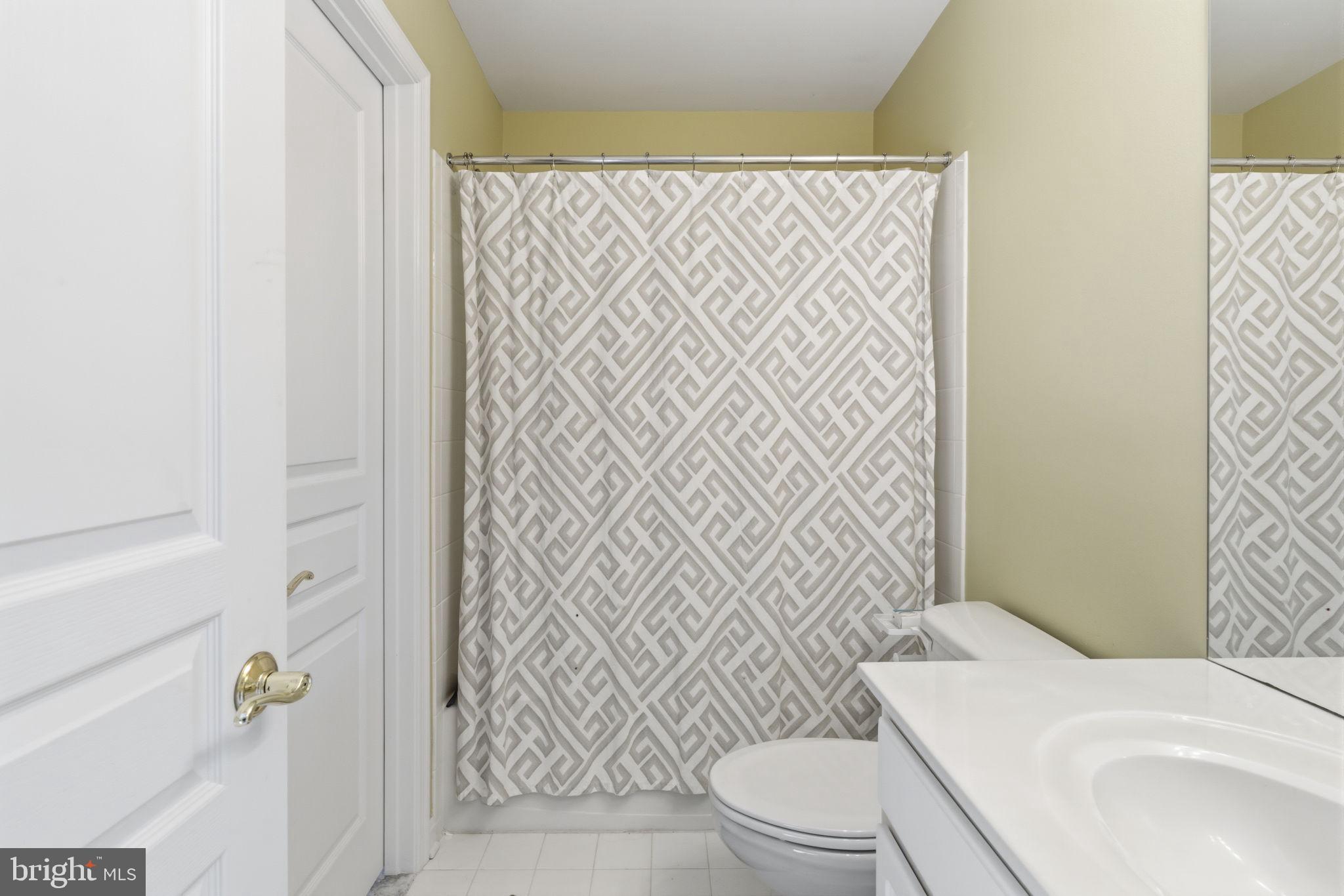 TRADITIONS AT WASH - Residential