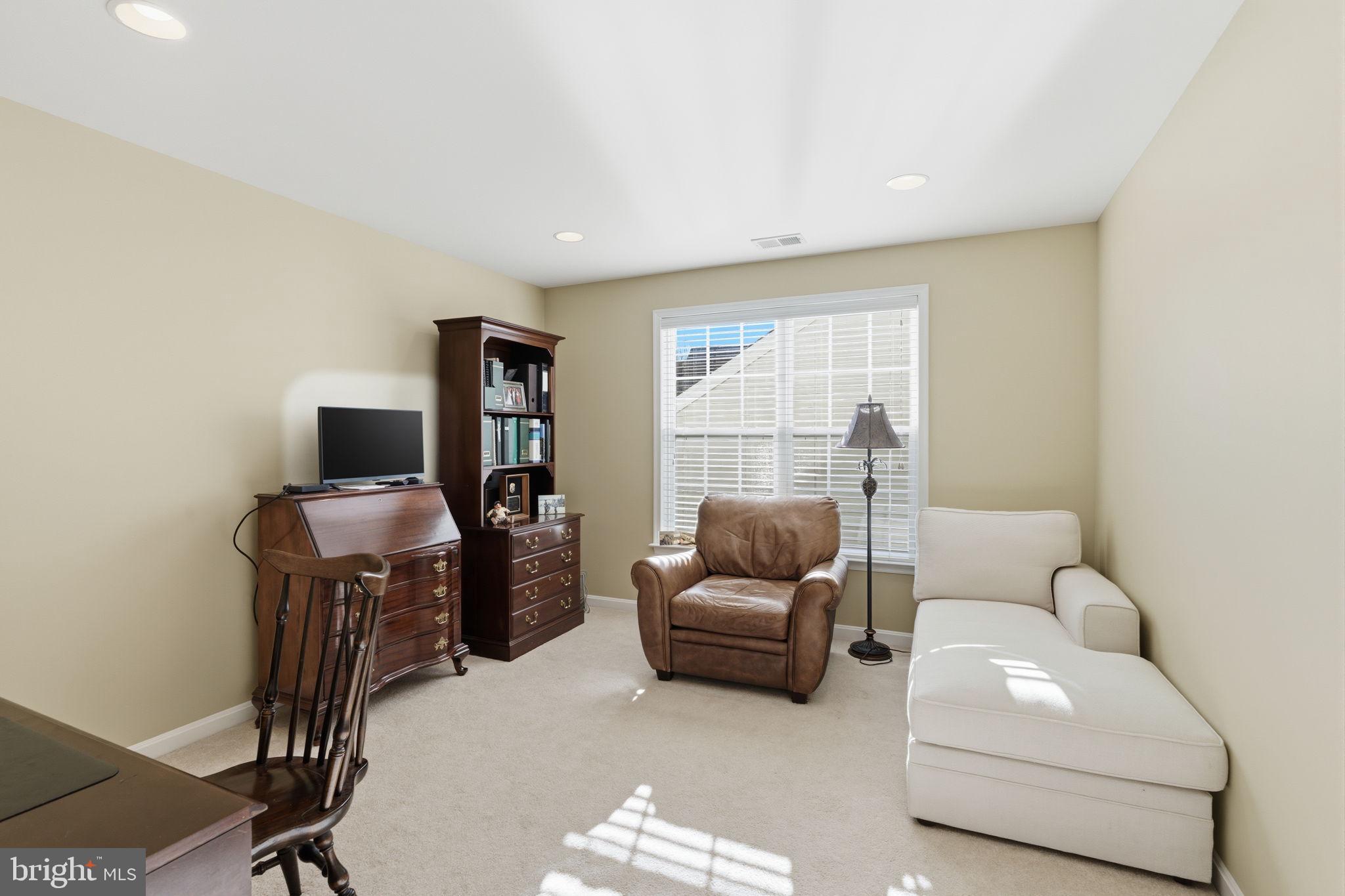 TRADITIONS AT WASH - Residential