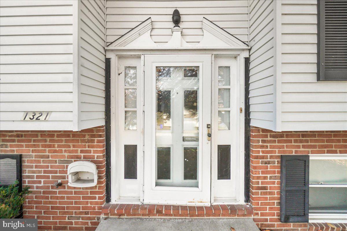 HILLCREST ORCHARDS - Residential