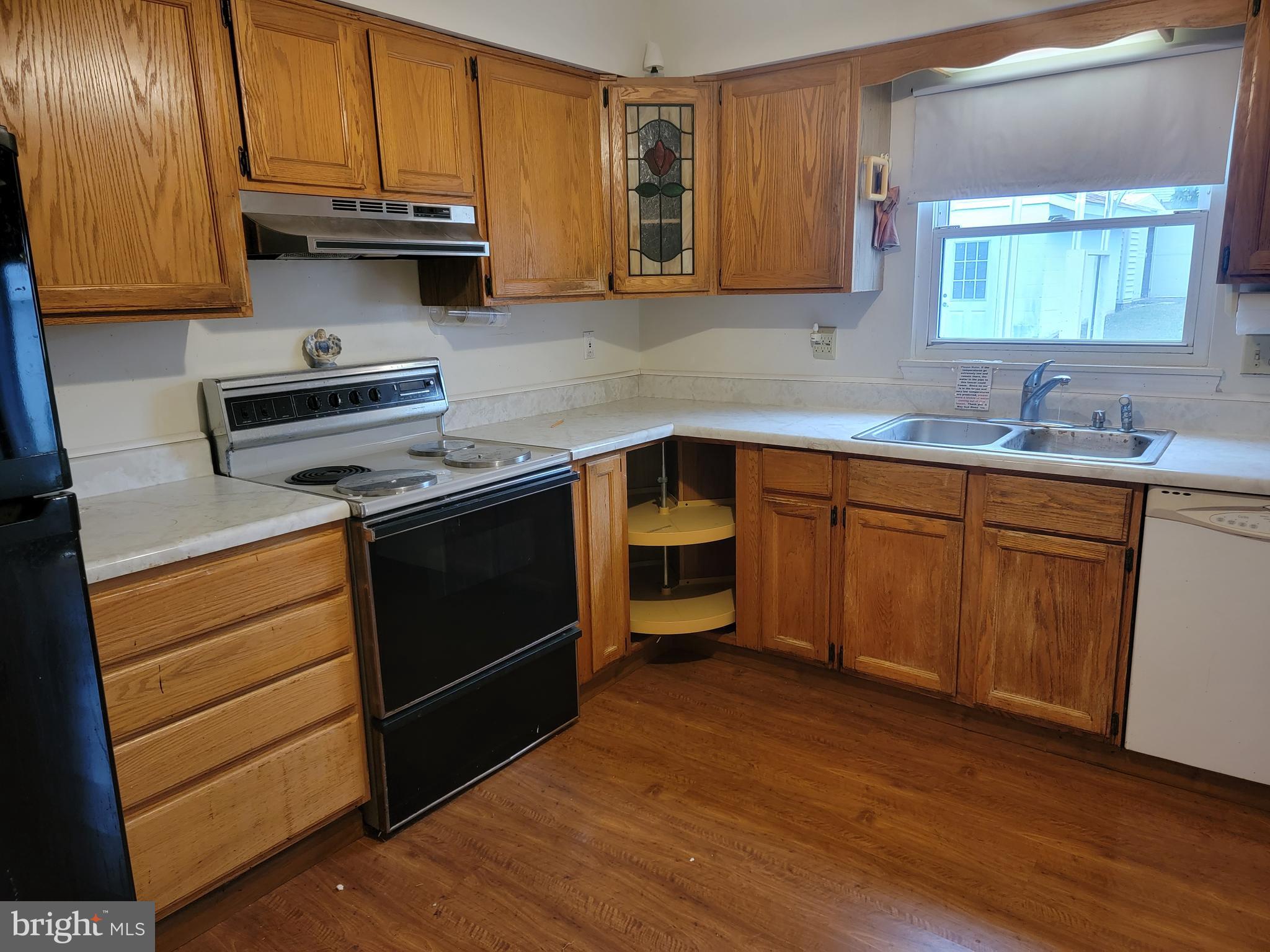 HILLCREST ORCHARDS - Residential