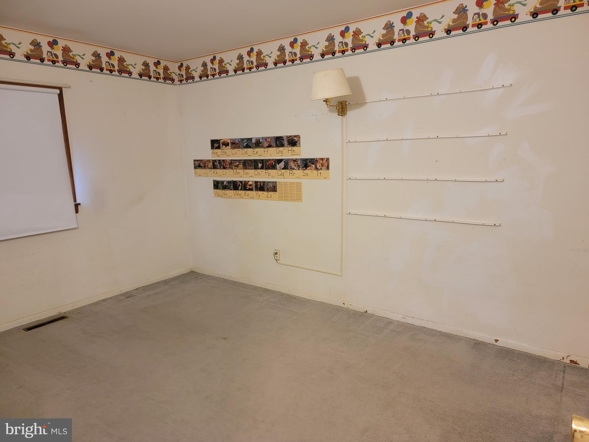 HILLCREST ORCHARDS - Residential