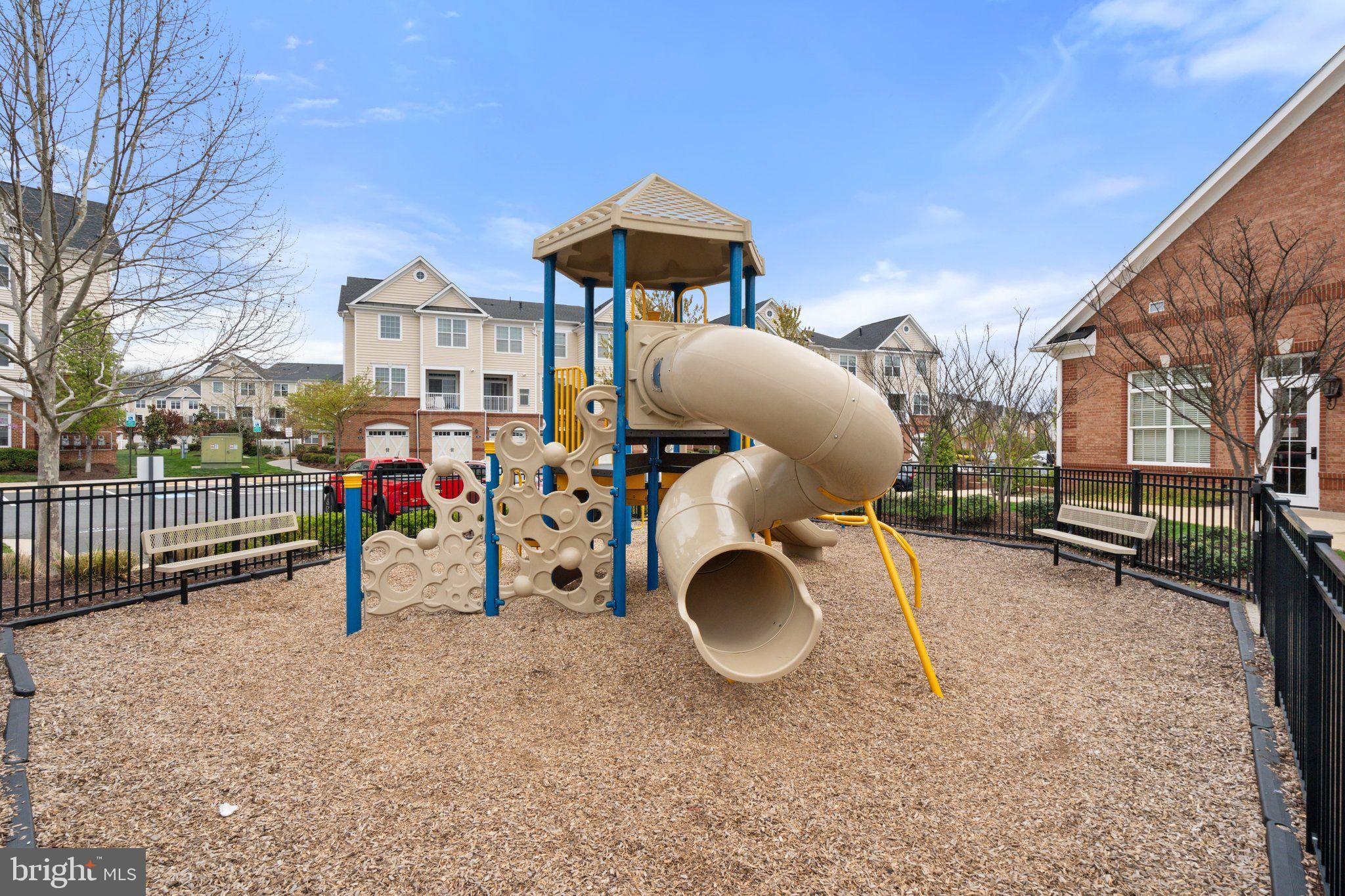 RIDGES AT LOUDOUN VALLEY - Residential