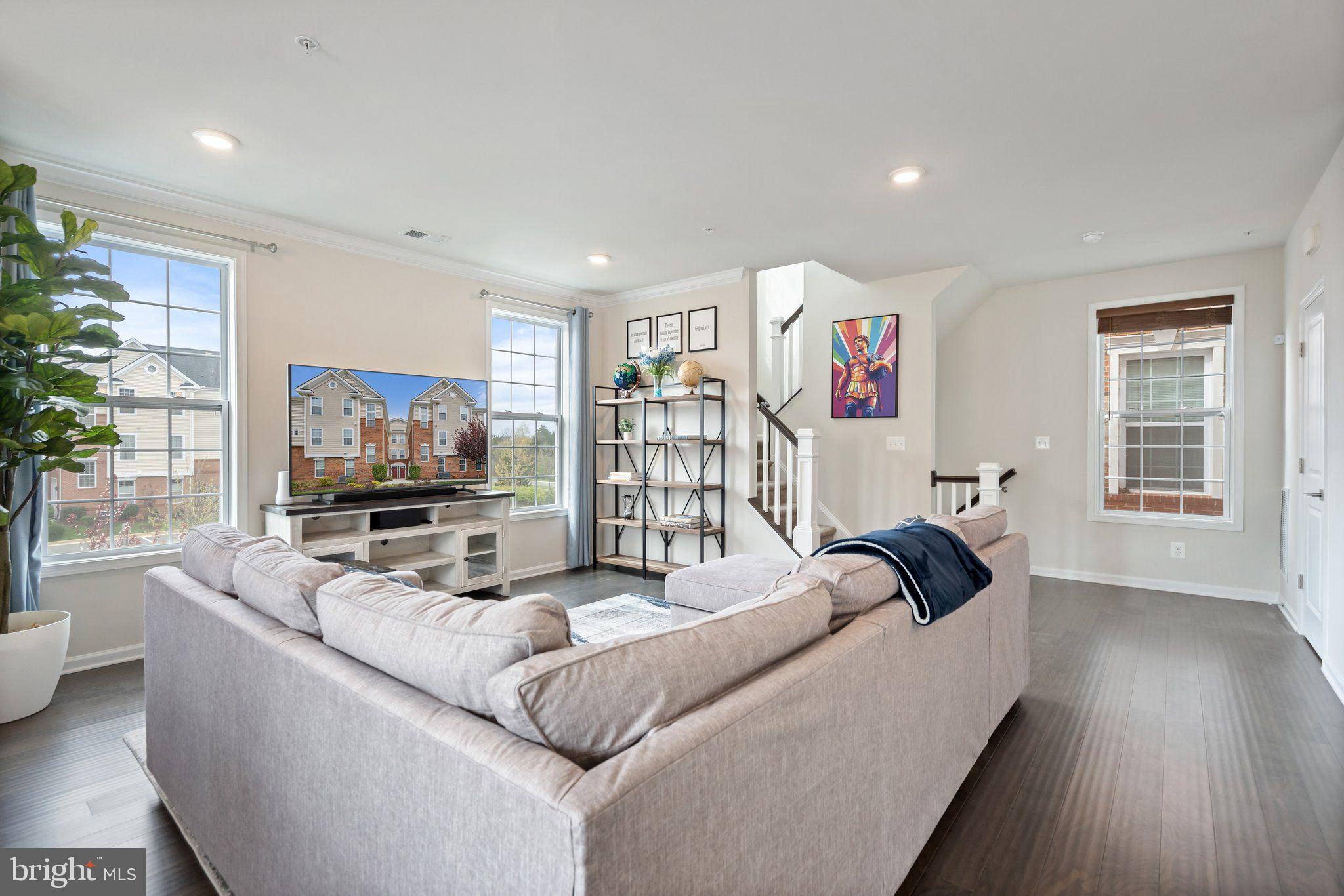 RIDGES AT LOUDOUN VALLEY - Residential